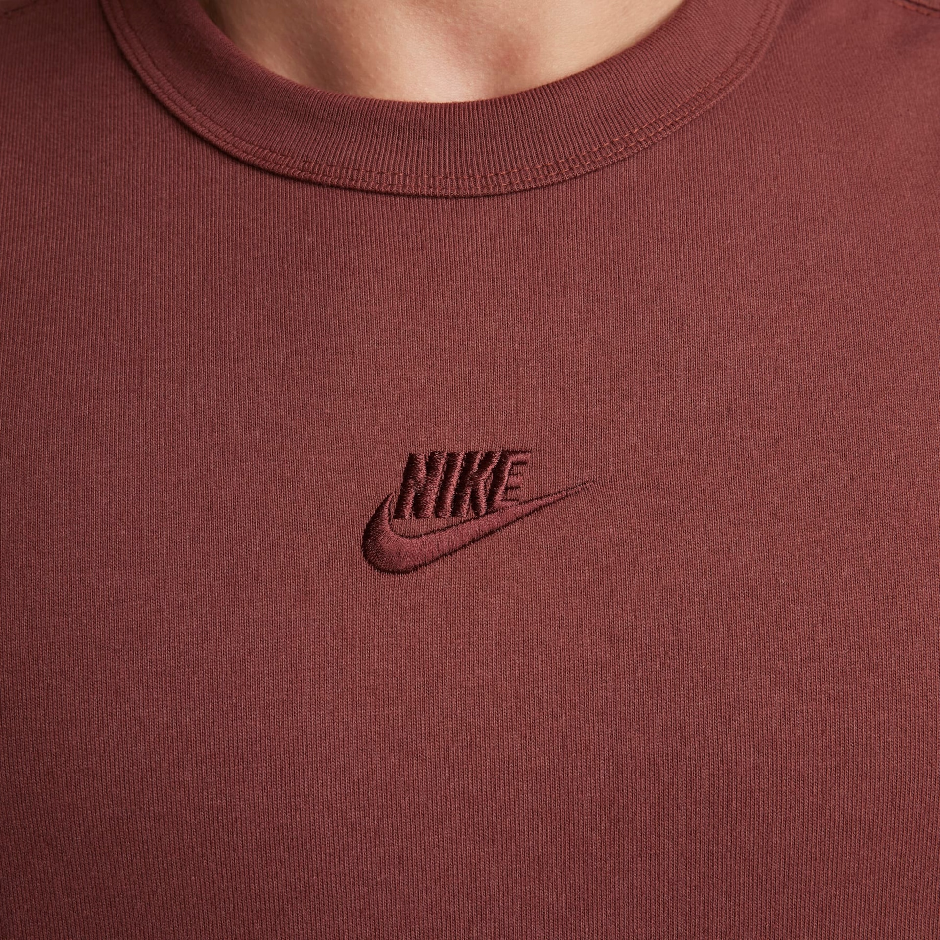 Camiseta Nike Sportswear Premium Essentials Masculina - Foto 4