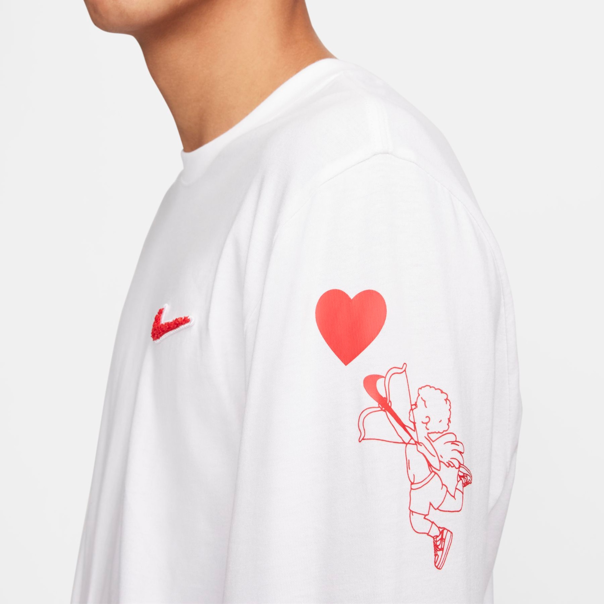 Camiseta Nike Sportswear Heart Masculina - Foto 5