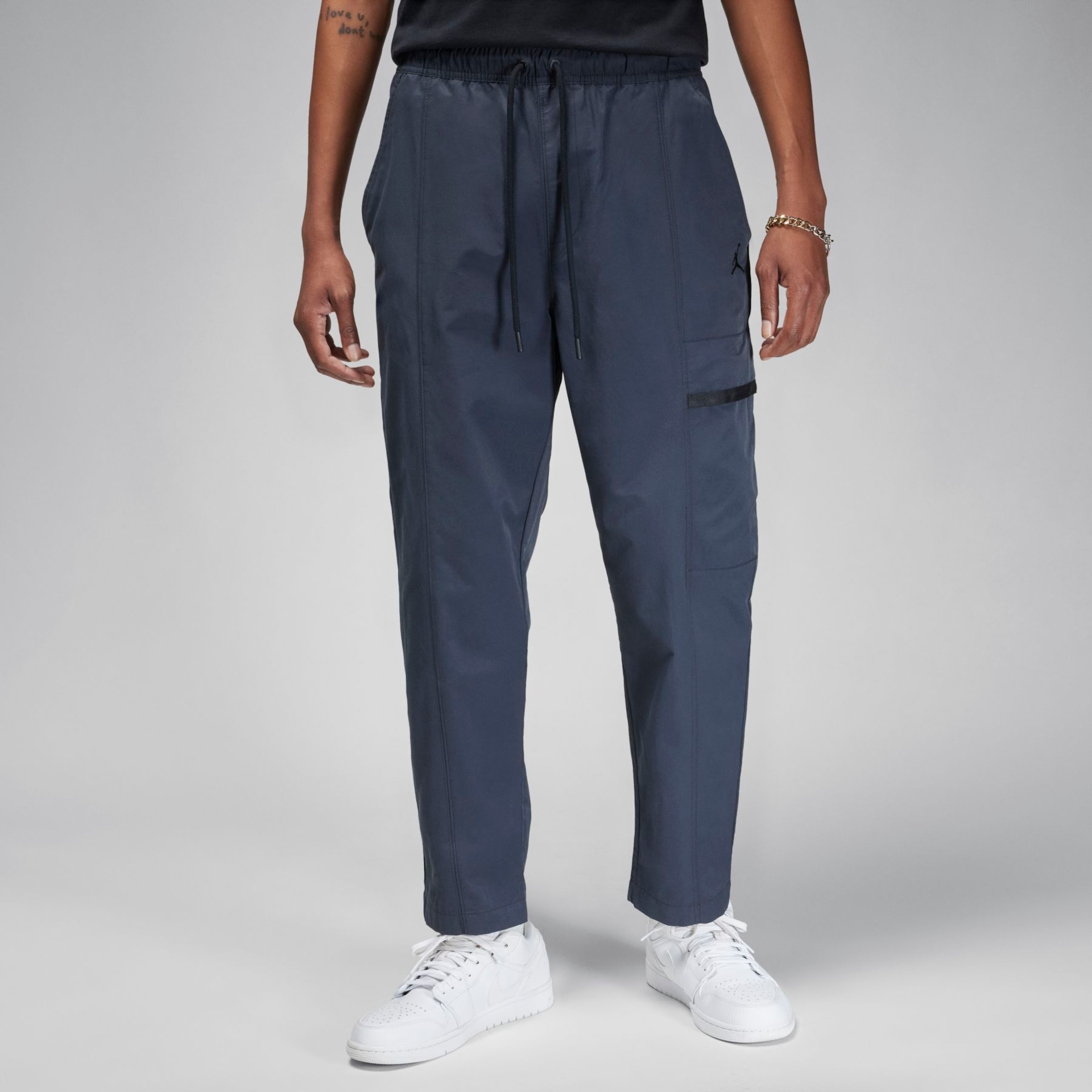 Calça Jordan Essential Woven Masculina - Foto 1