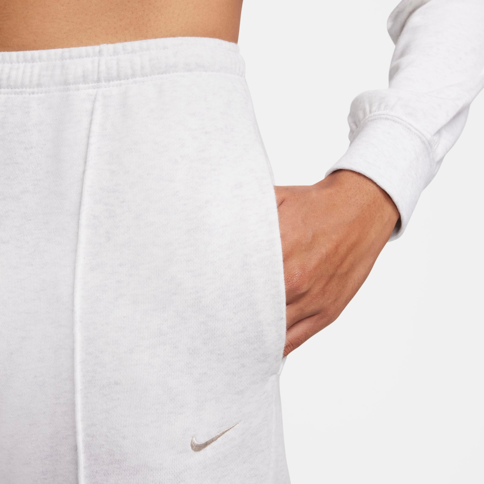 Calça Nike Sportswear French Terry Feminina - Foto 4