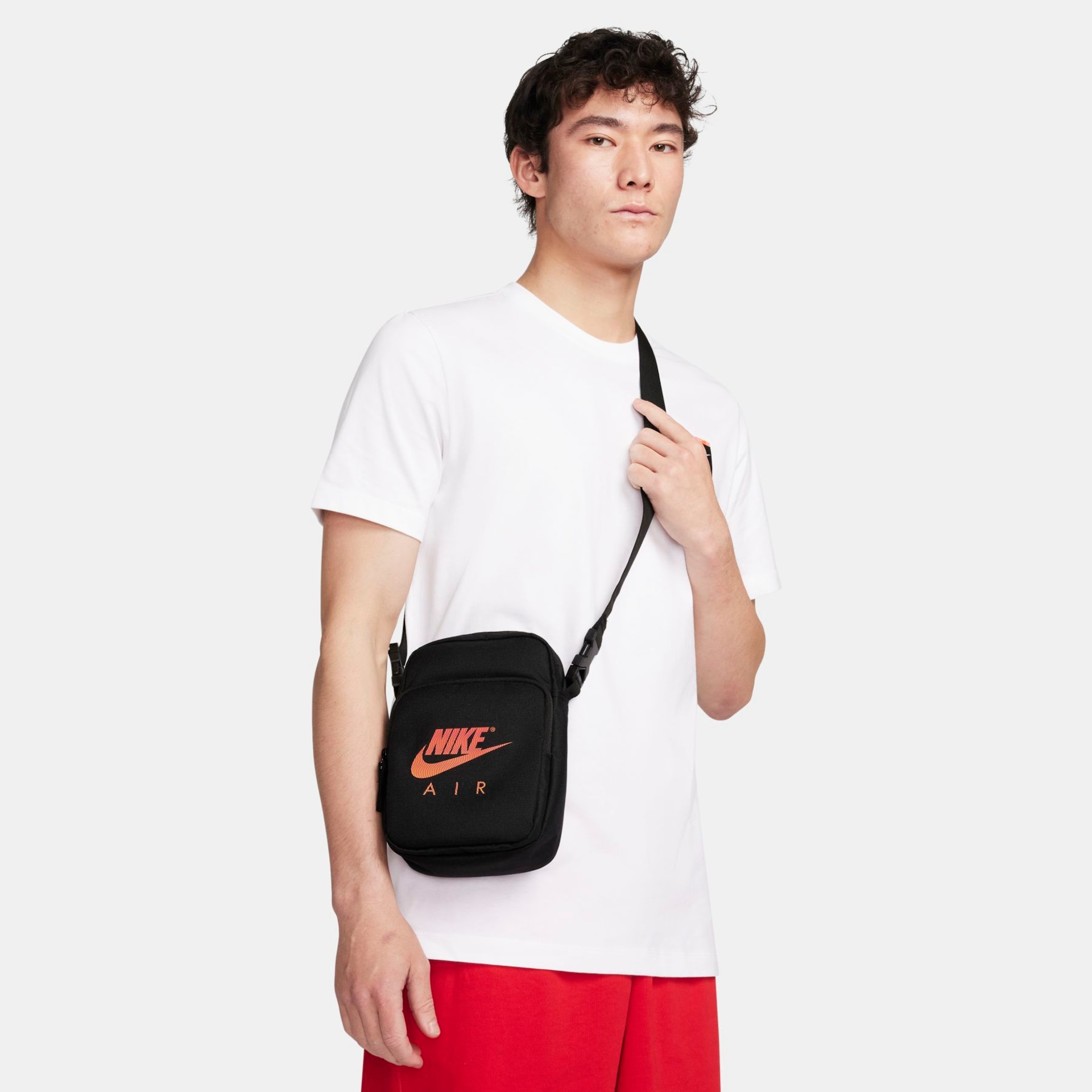 Bolsa transversal Nike Heritage Unissex - Foto 1