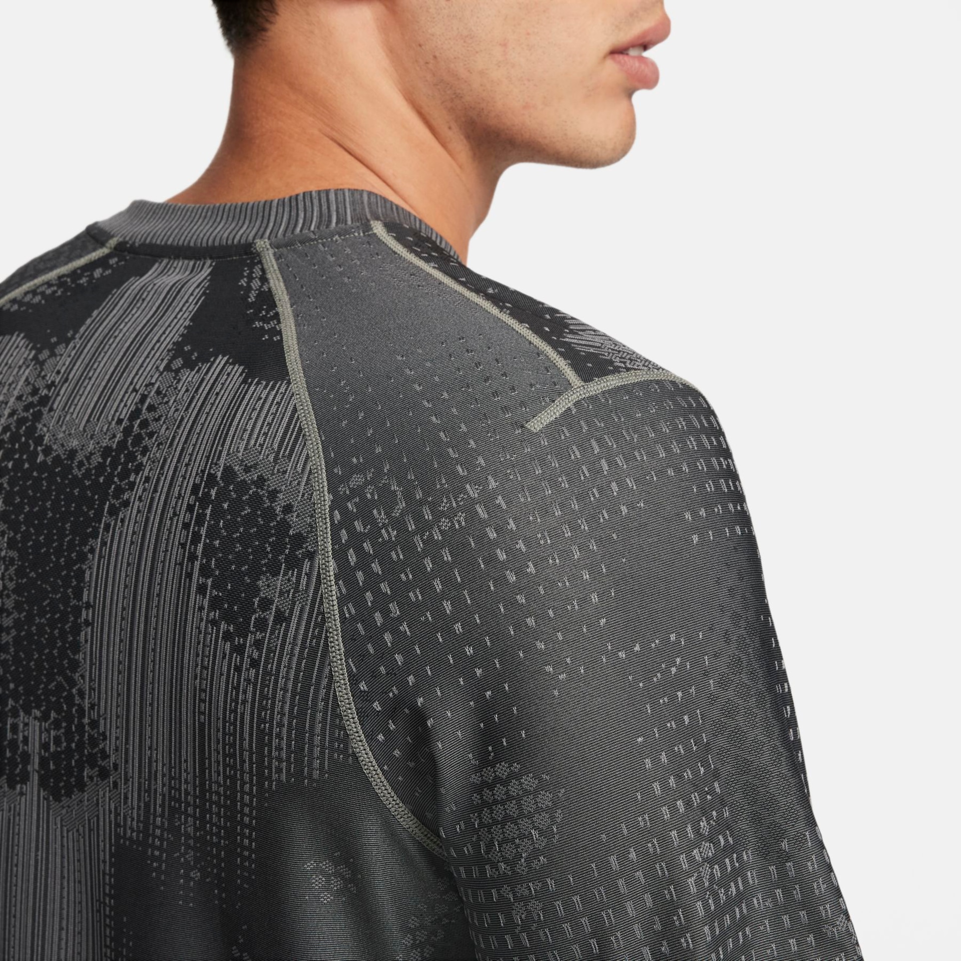 Camiseta Nike Dri-FIT ADV Masculina - Foto 6