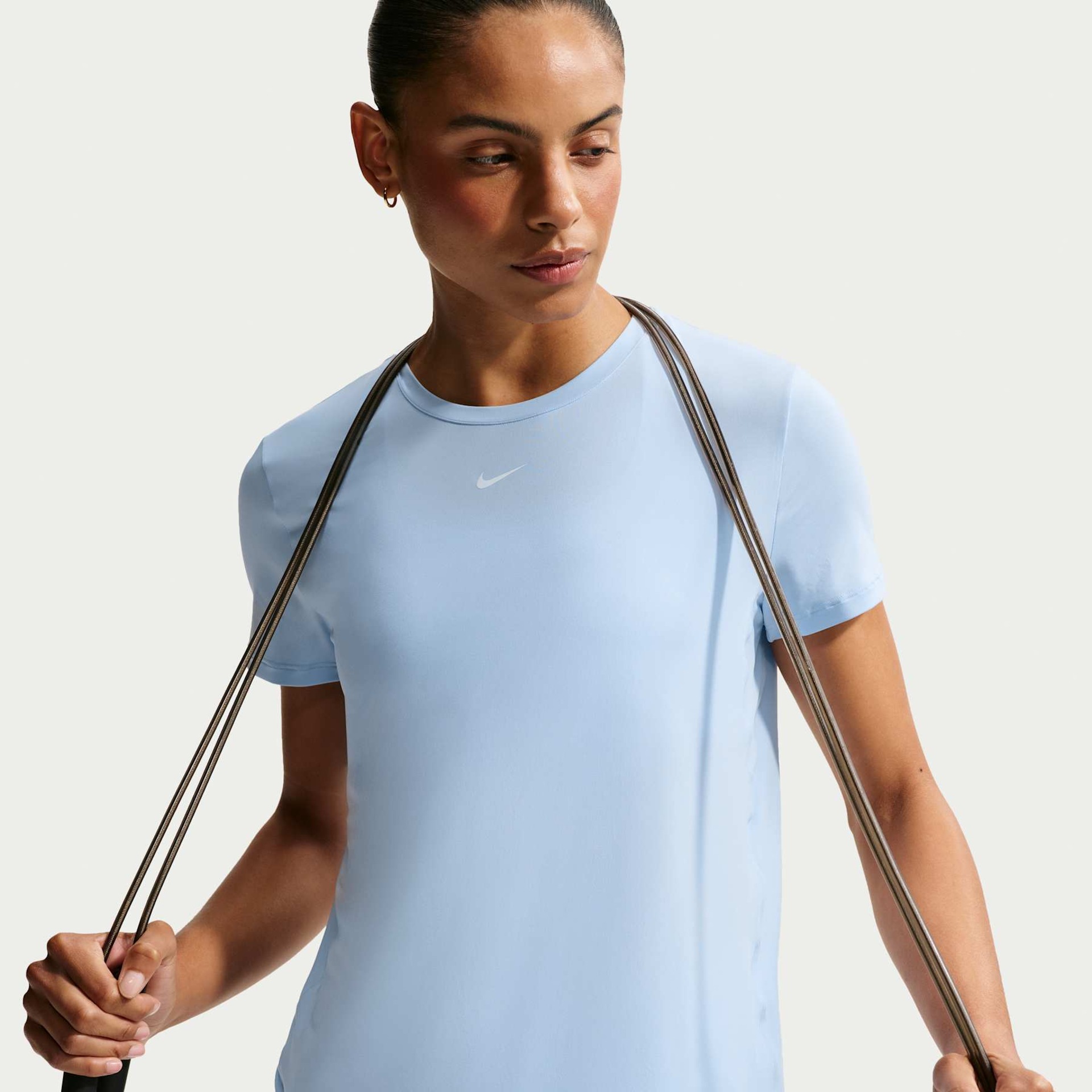 Camiseta Nike Dri-FIT One Feminina - Foto 1