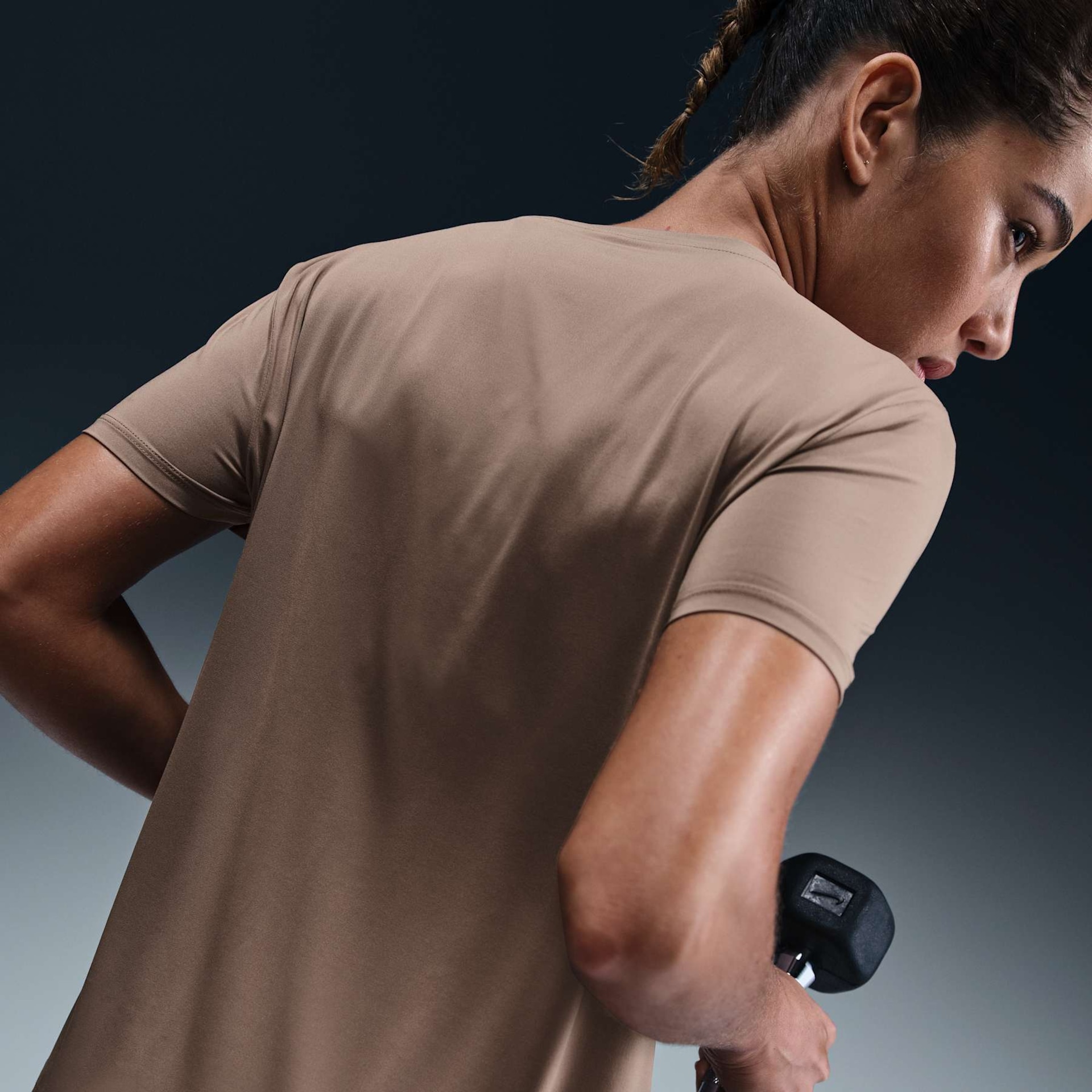 Camiseta Nike Dri-FIT One Feminina - Foto 2