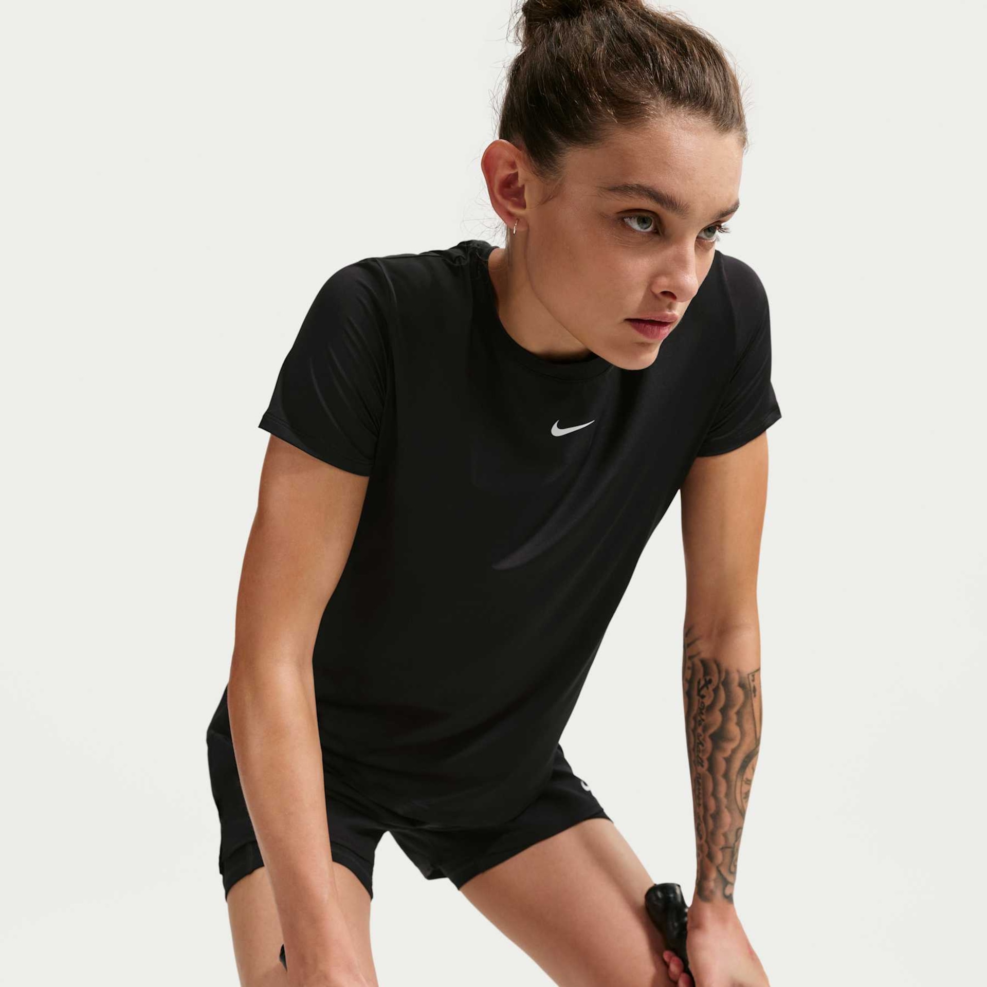 Camiseta Nike Dri-FIT One Feminina - Foto 3