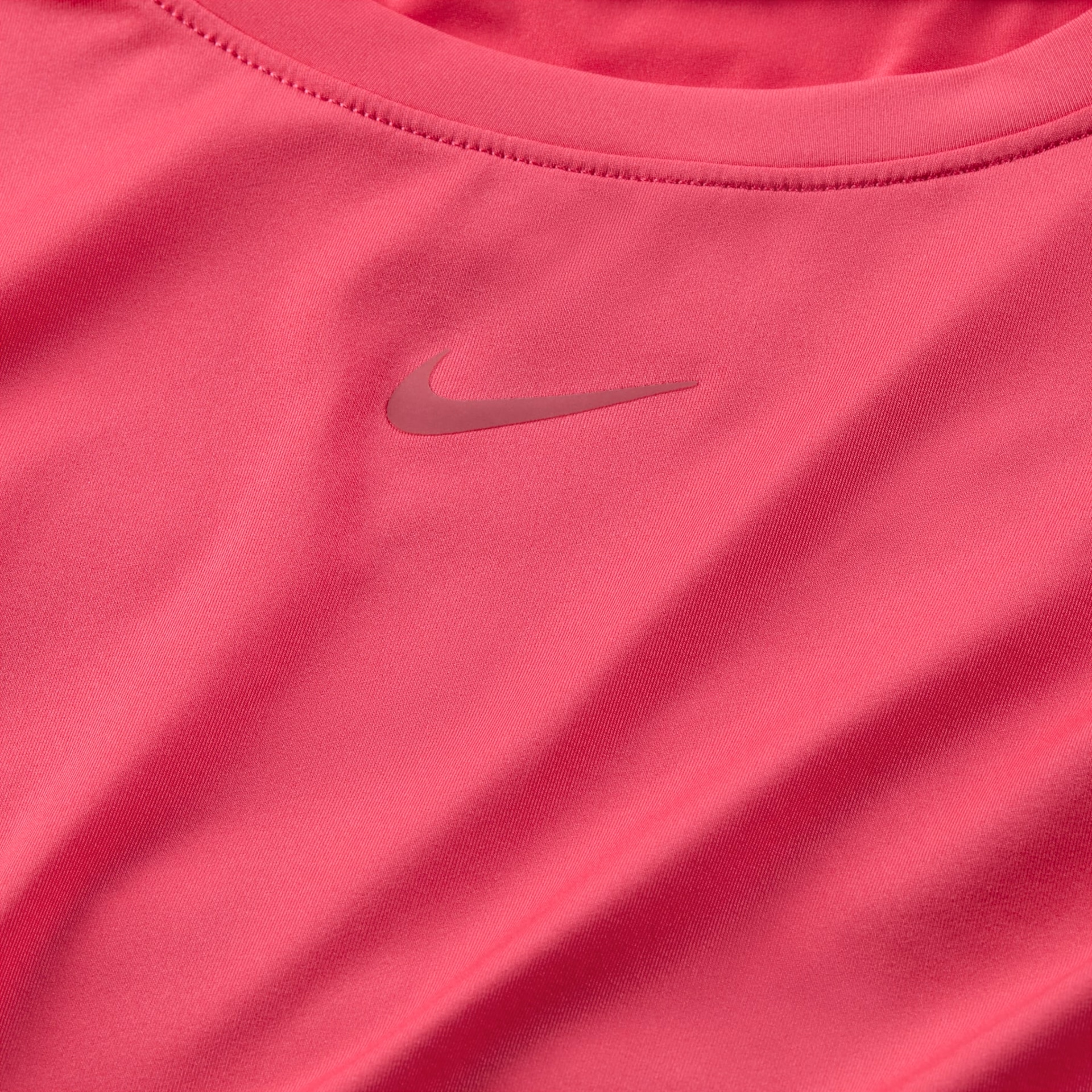 Camiseta Nike Dri-FIT One Feminina - Foto 7