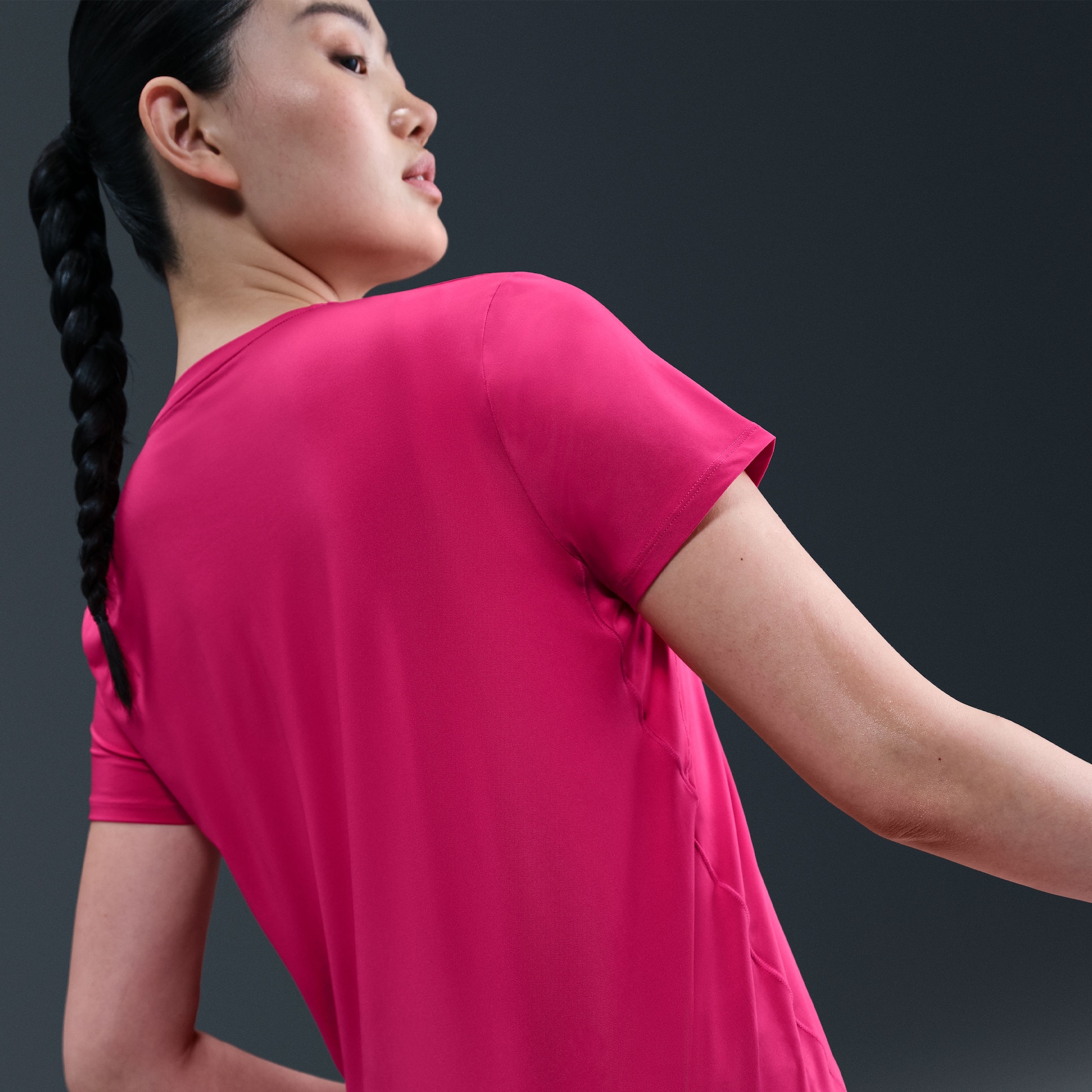 Camiseta Nike Dri-FIT One Feminina - Foto 3