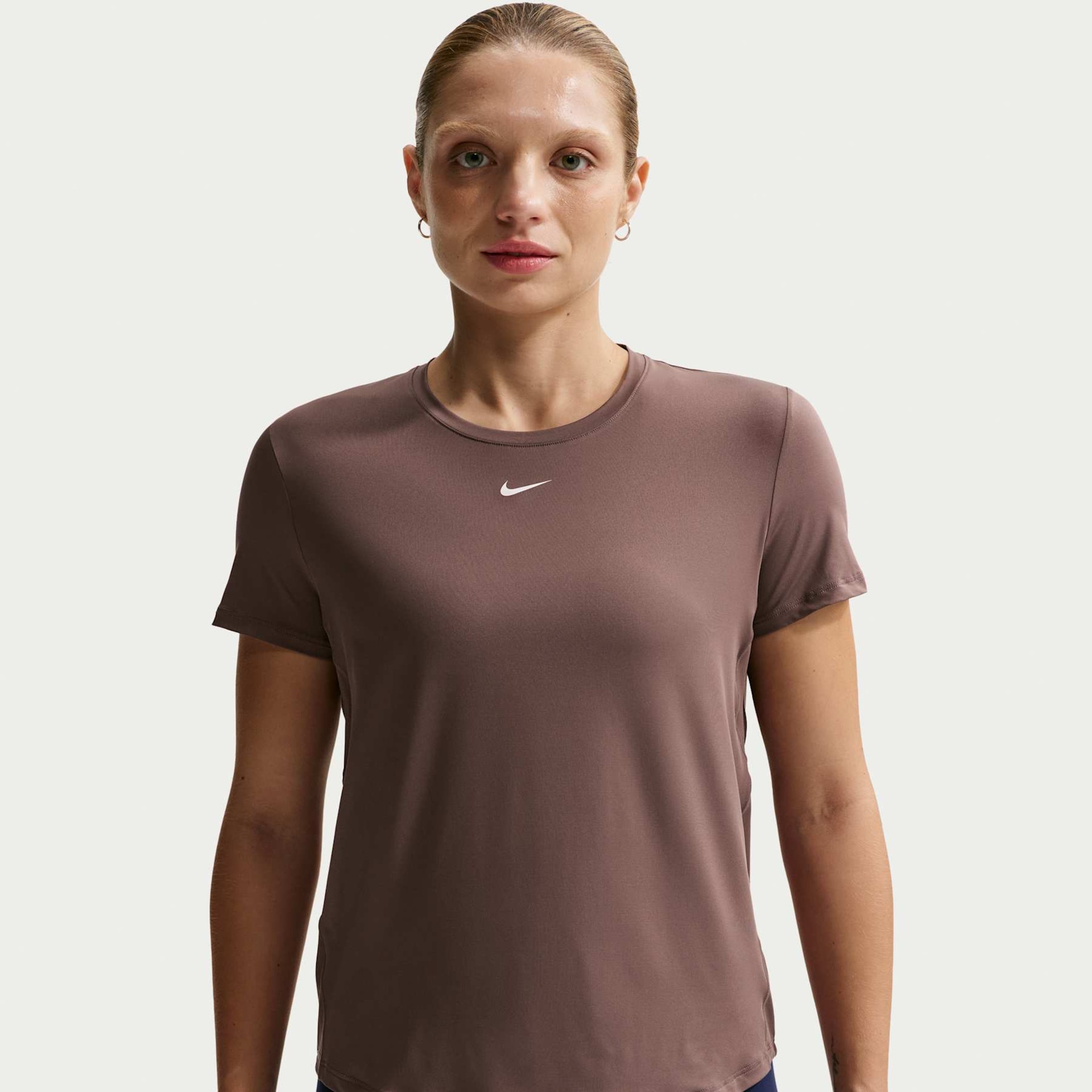 Imagem principal de Camiseta Nike Dri-FIT One Feminina