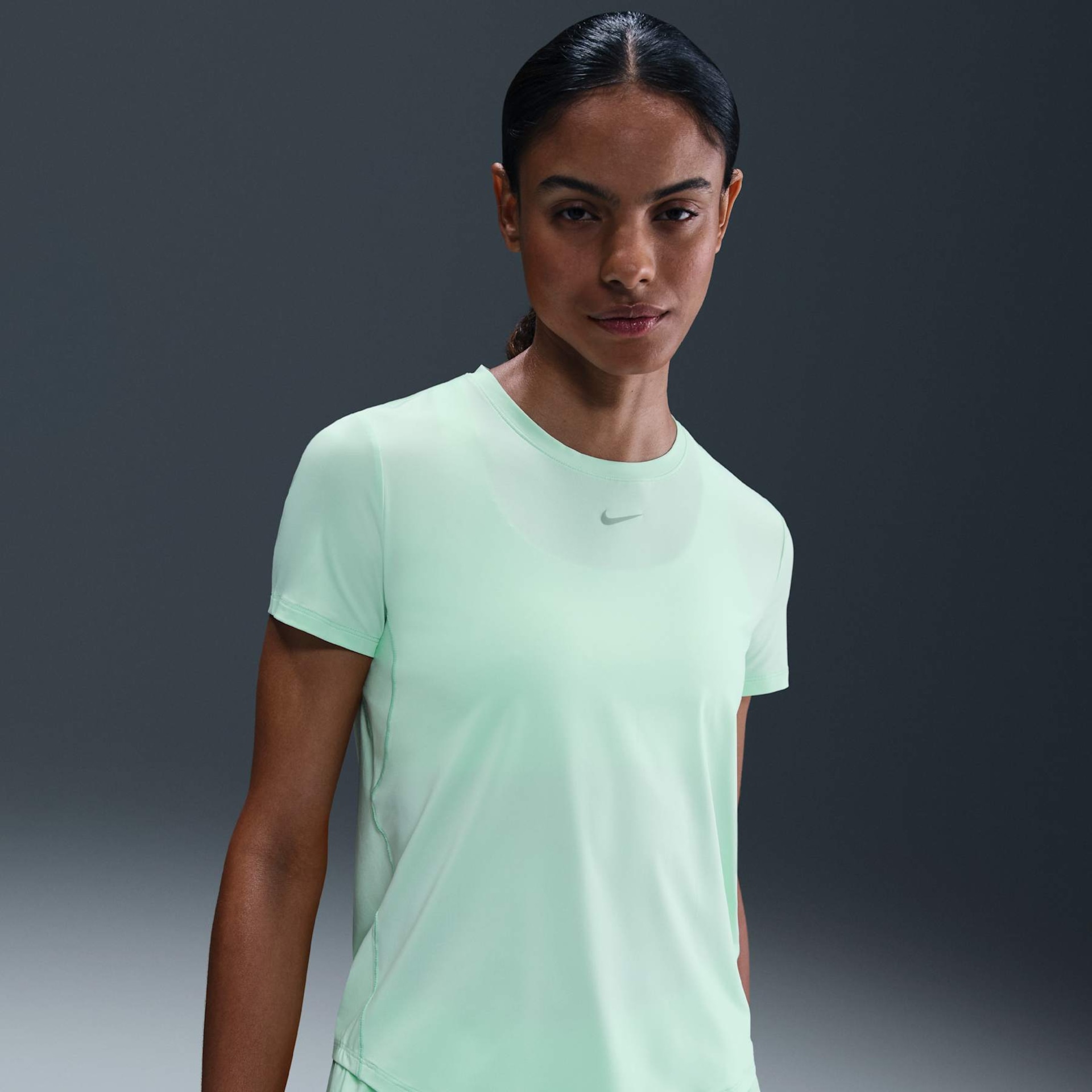 Imagem principal de Camiseta Nike Dri-FIT One Feminina