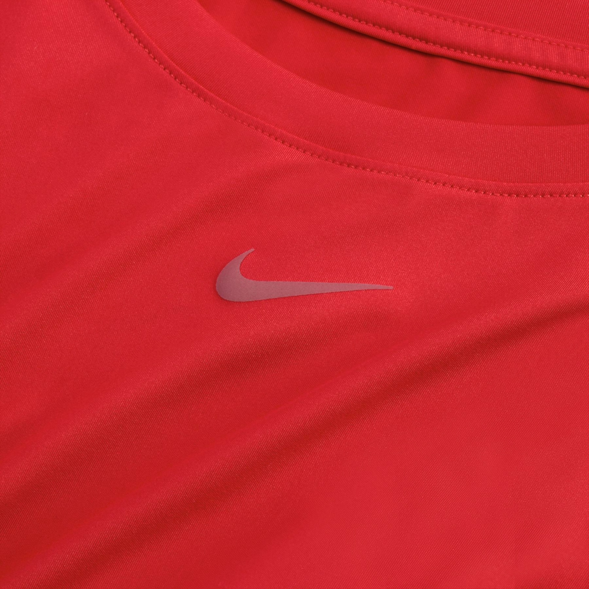 Camiseta Nike Dri-FIT One Feminina - Foto 6