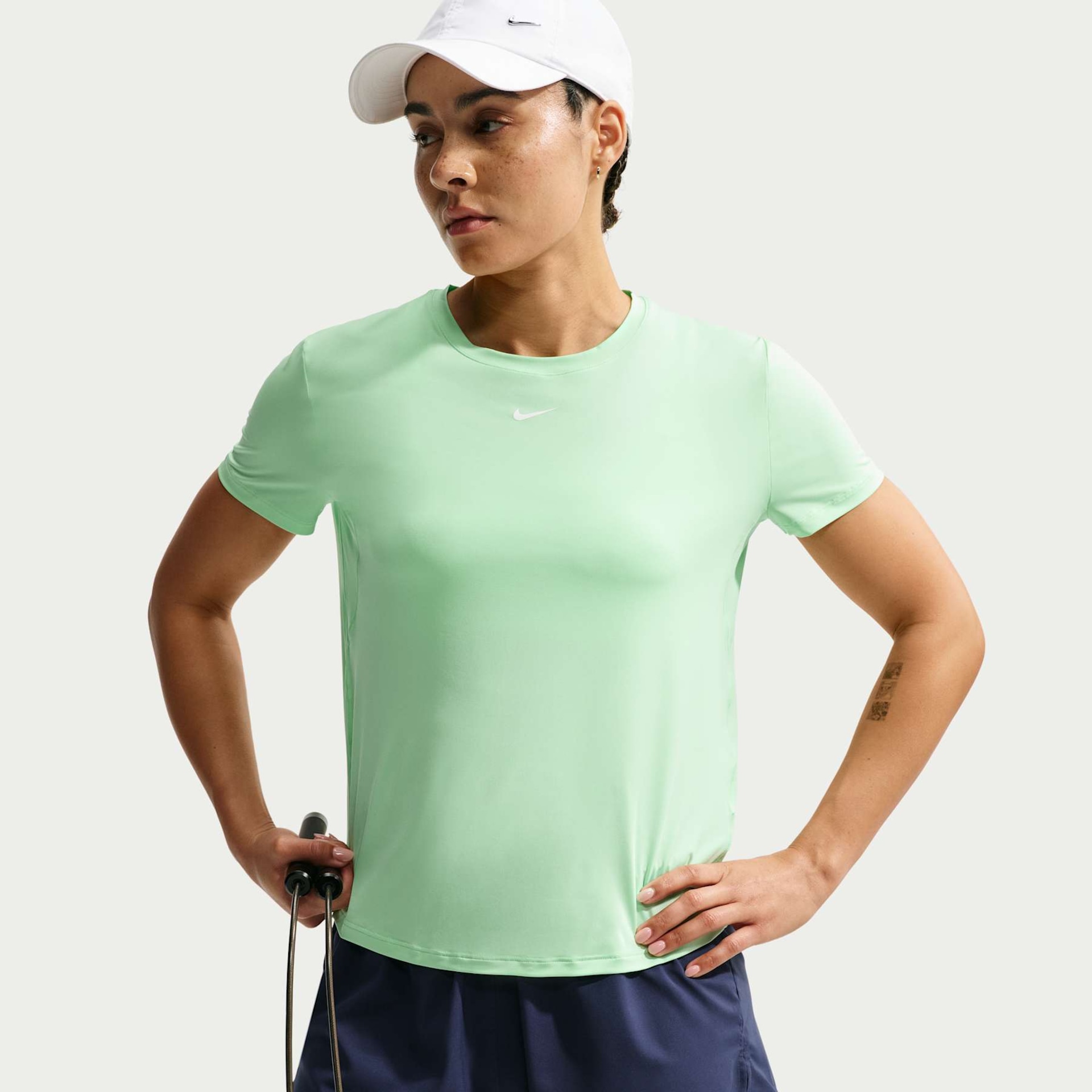 Imagem principal de Camiseta Nike Dri-FIT One Feminina