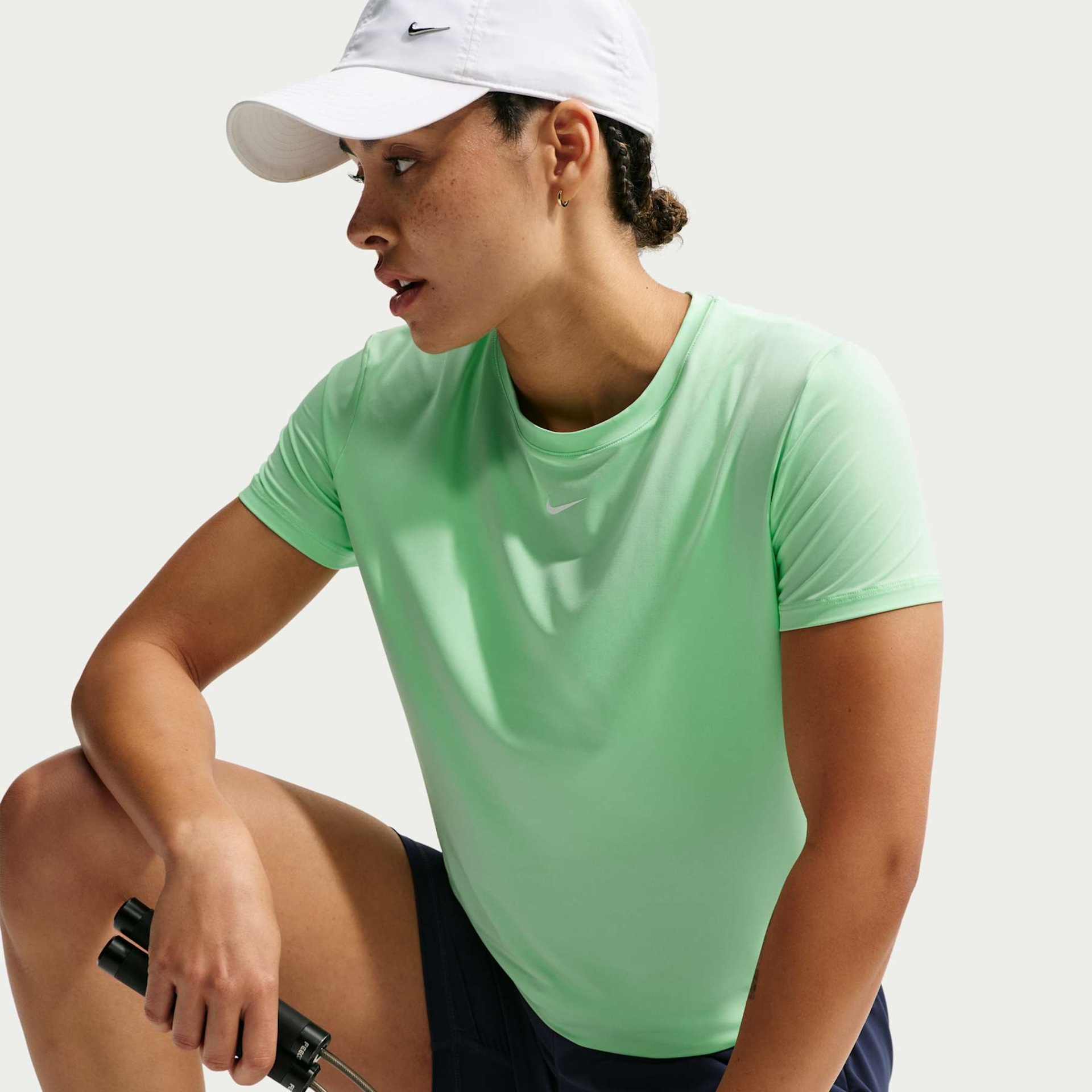 Camiseta Nike Dri-FIT One Feminina - Foto 3