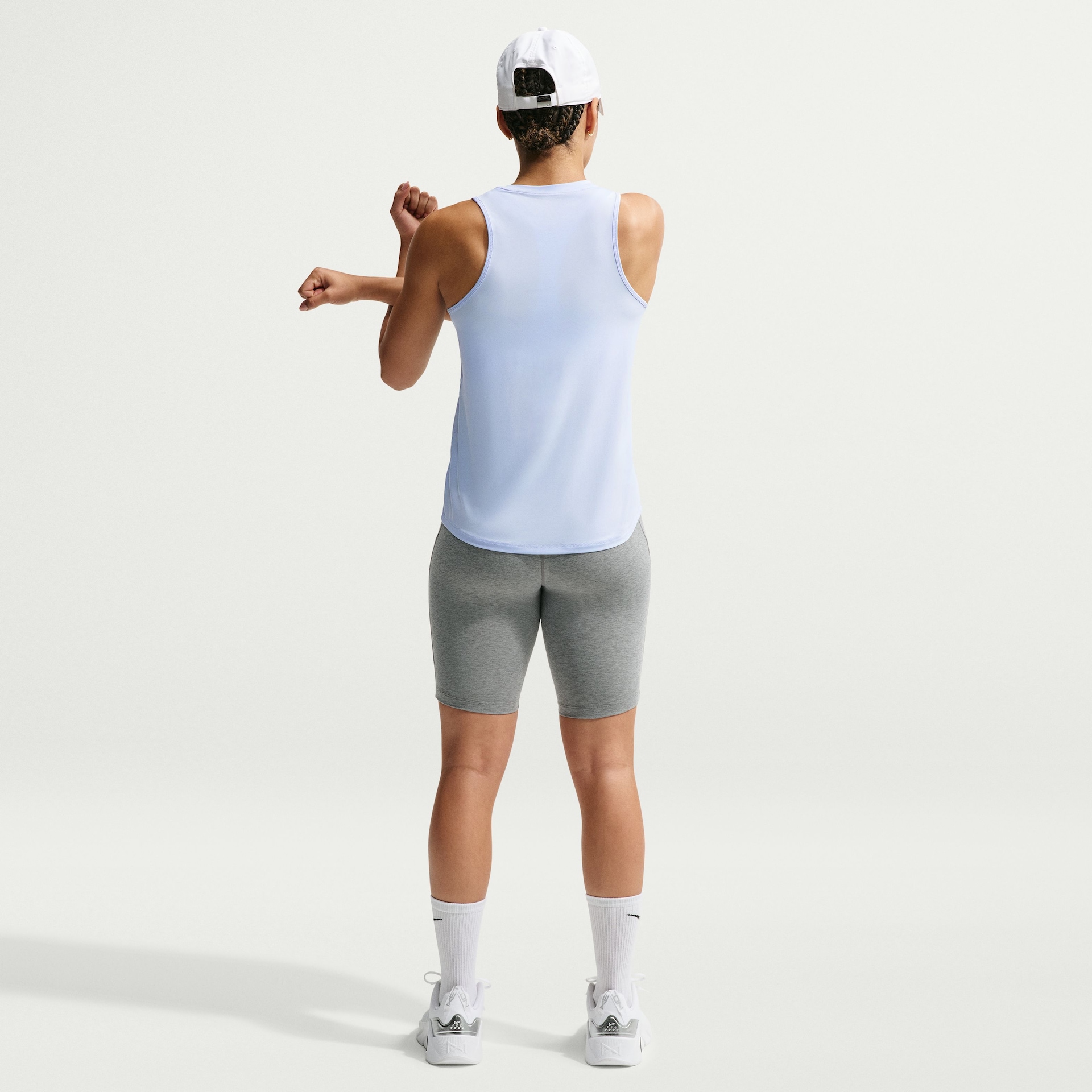Regata Nike Dri-FIT One Feminina - Foto 6