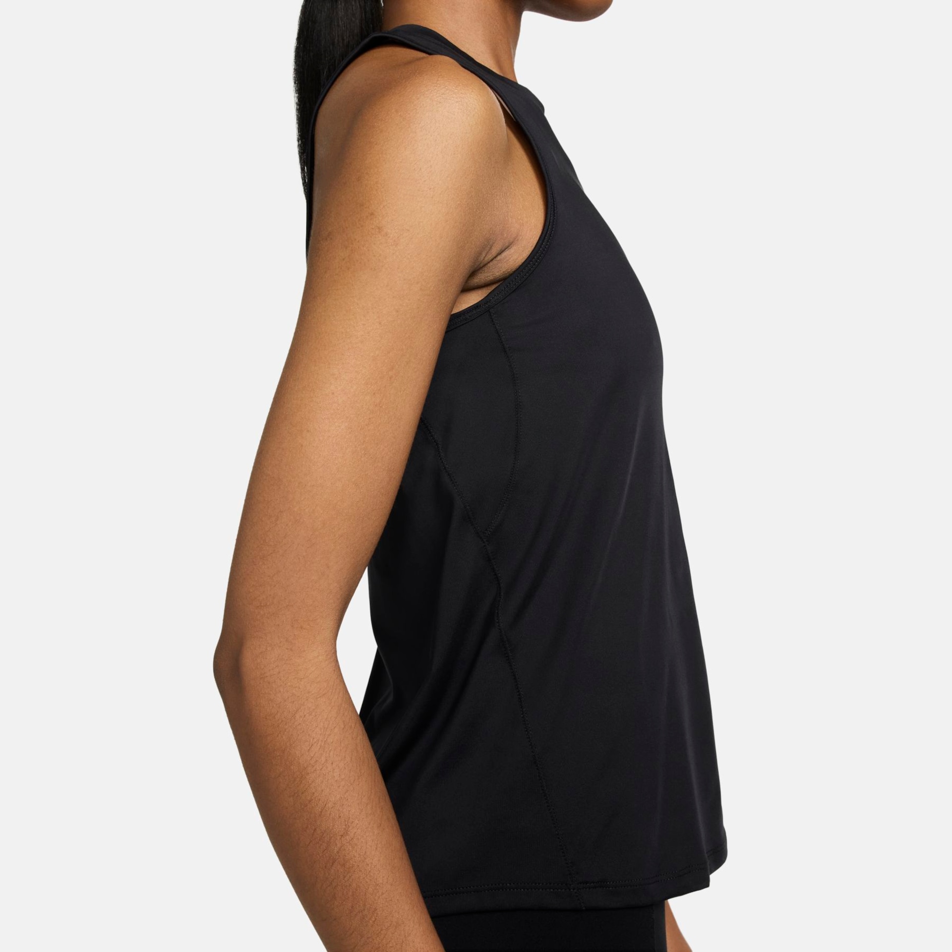 Regata Nike Dri-FIT One Feminina - Foto 4