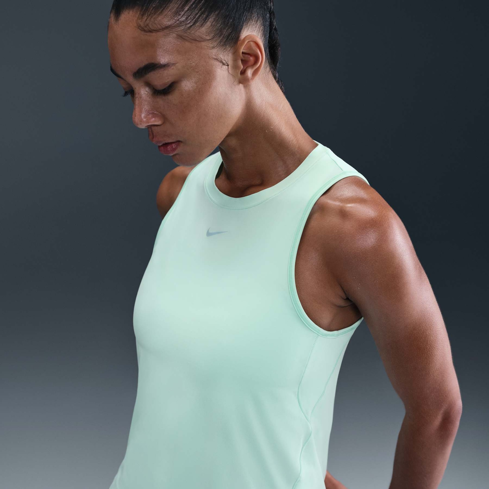 Regata Nike Dri-FIT One Feminina - Foto 1