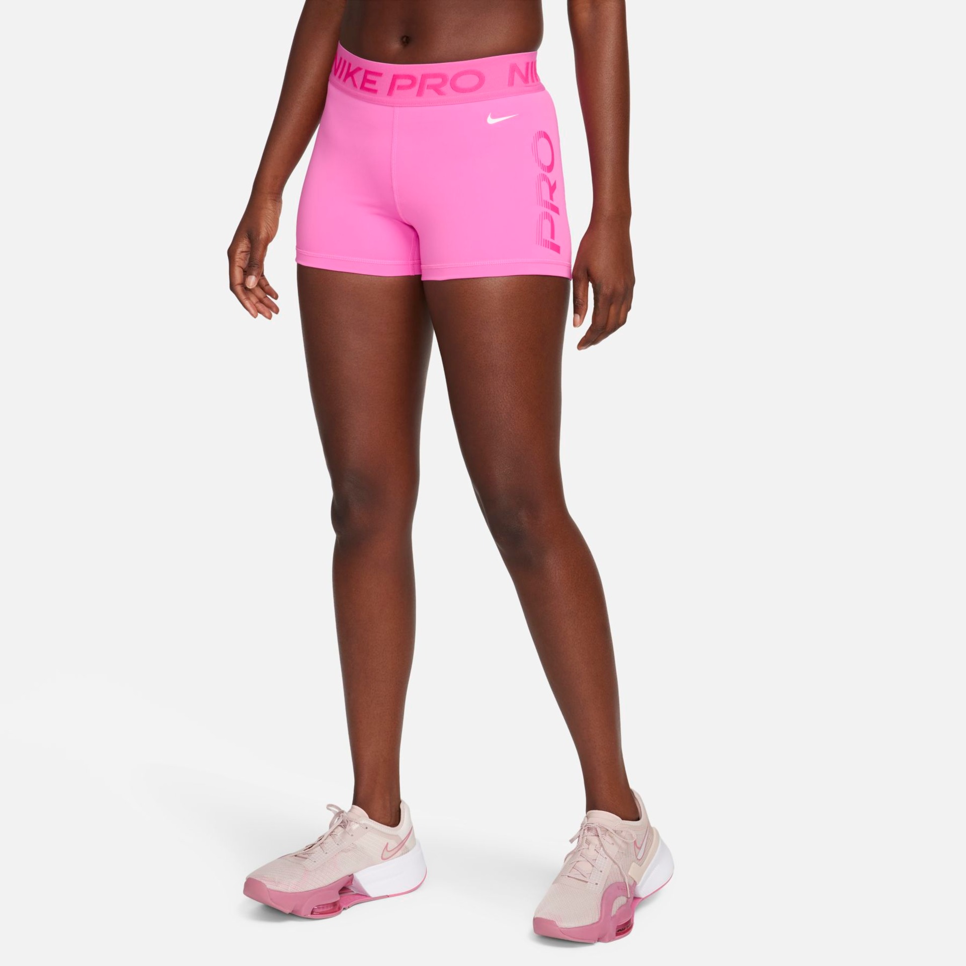 Shorts Nike Pro Dri-FIT Feminino - Foto 1