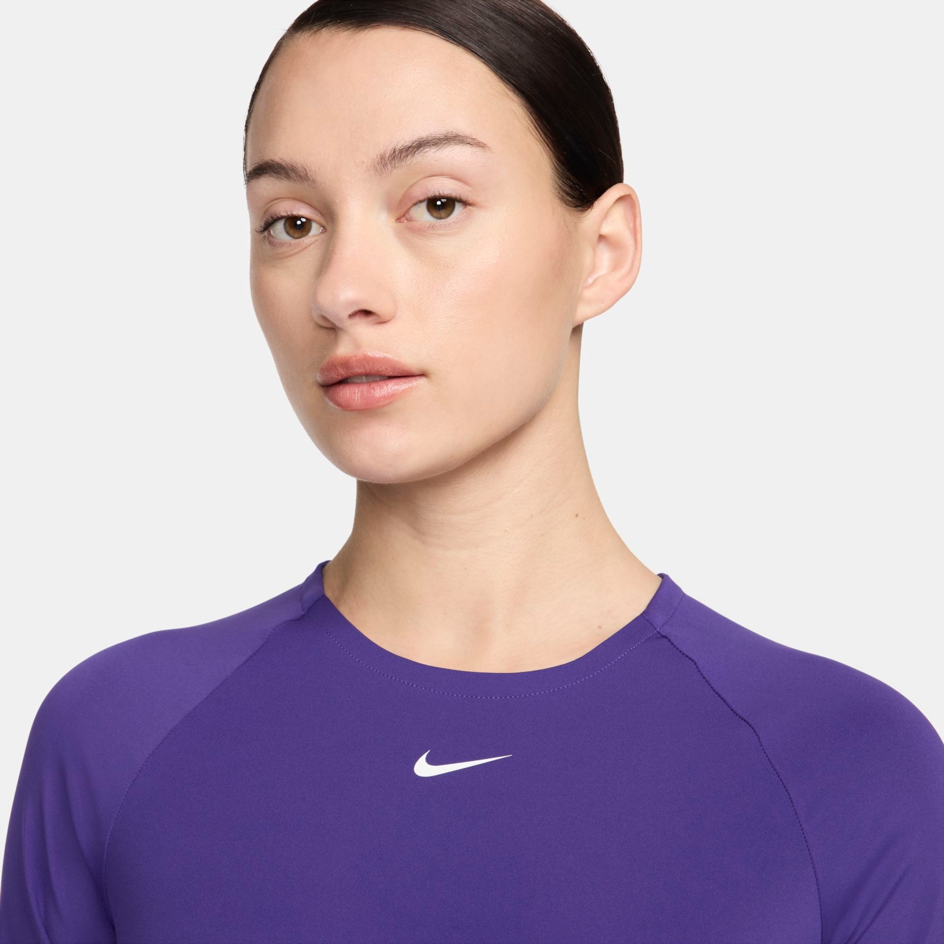 Camiseta Nike Pro 365 Cropped Feminino - Foto 3