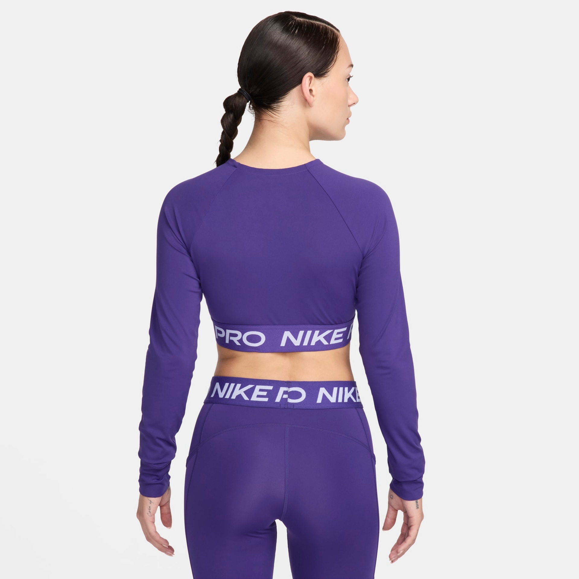 Camiseta Nike Pro 365 Cropped Feminino - Foto 7