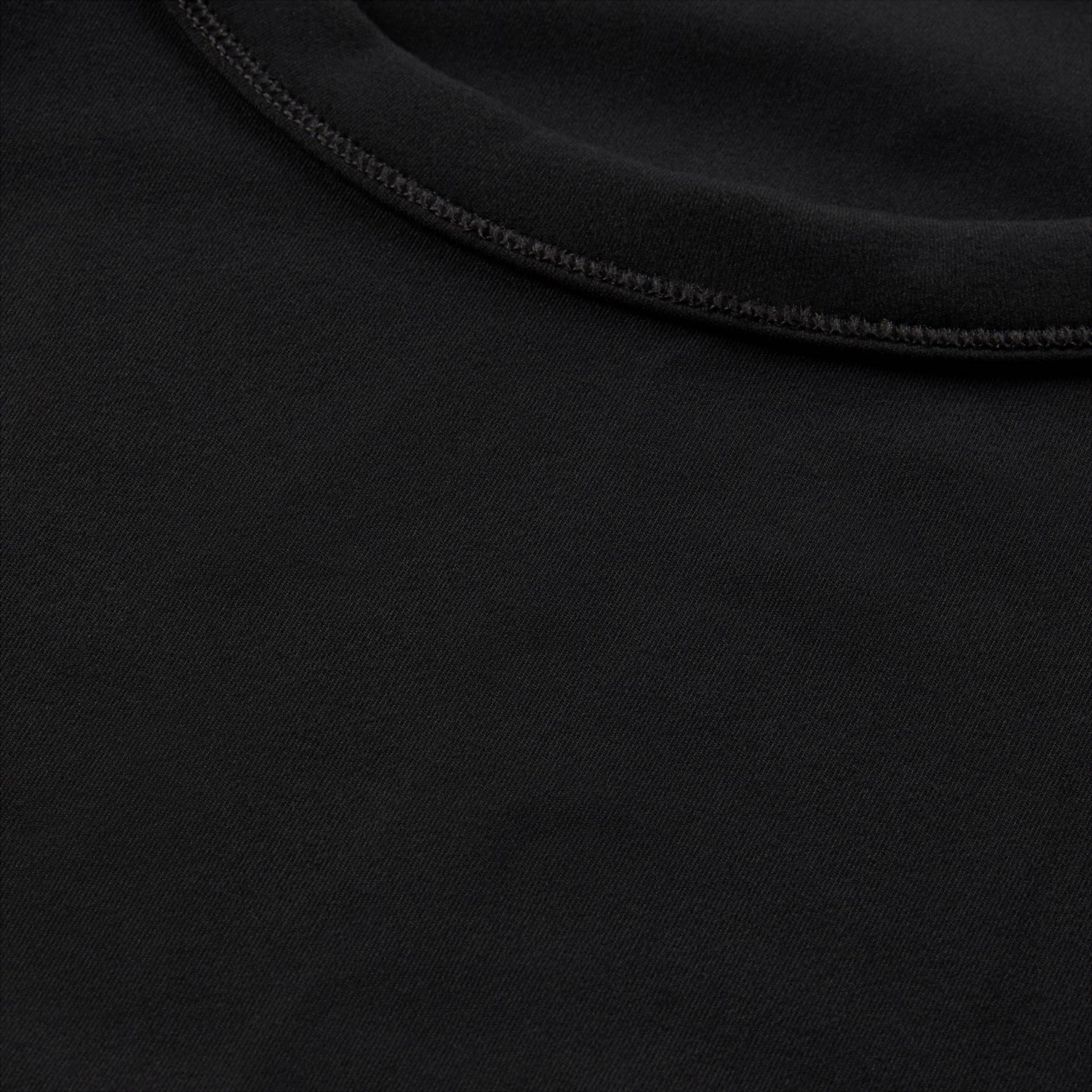 Camiseta Nike Dri-FIT One Cropped Feminina - Foto 7