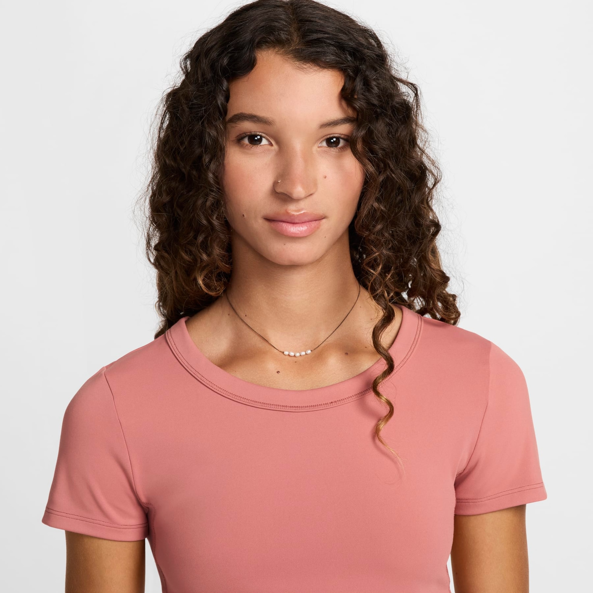 Camiseta Nike Dri-FIT One Cropped Feminina - Foto 3
