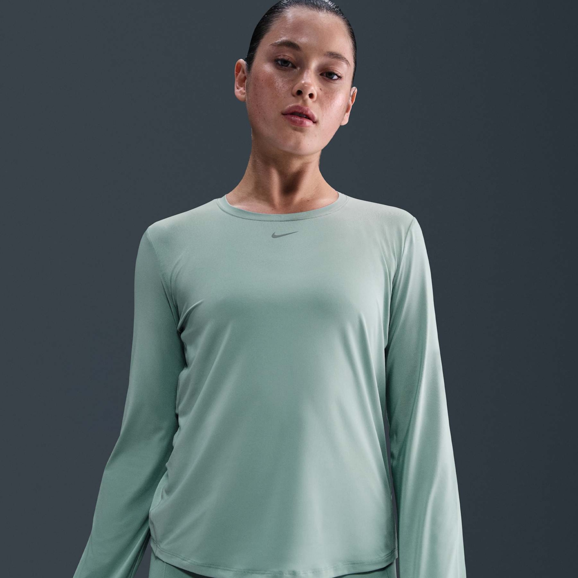 Imagem principal de Camiseta Nike Dri-FIT One Feminina