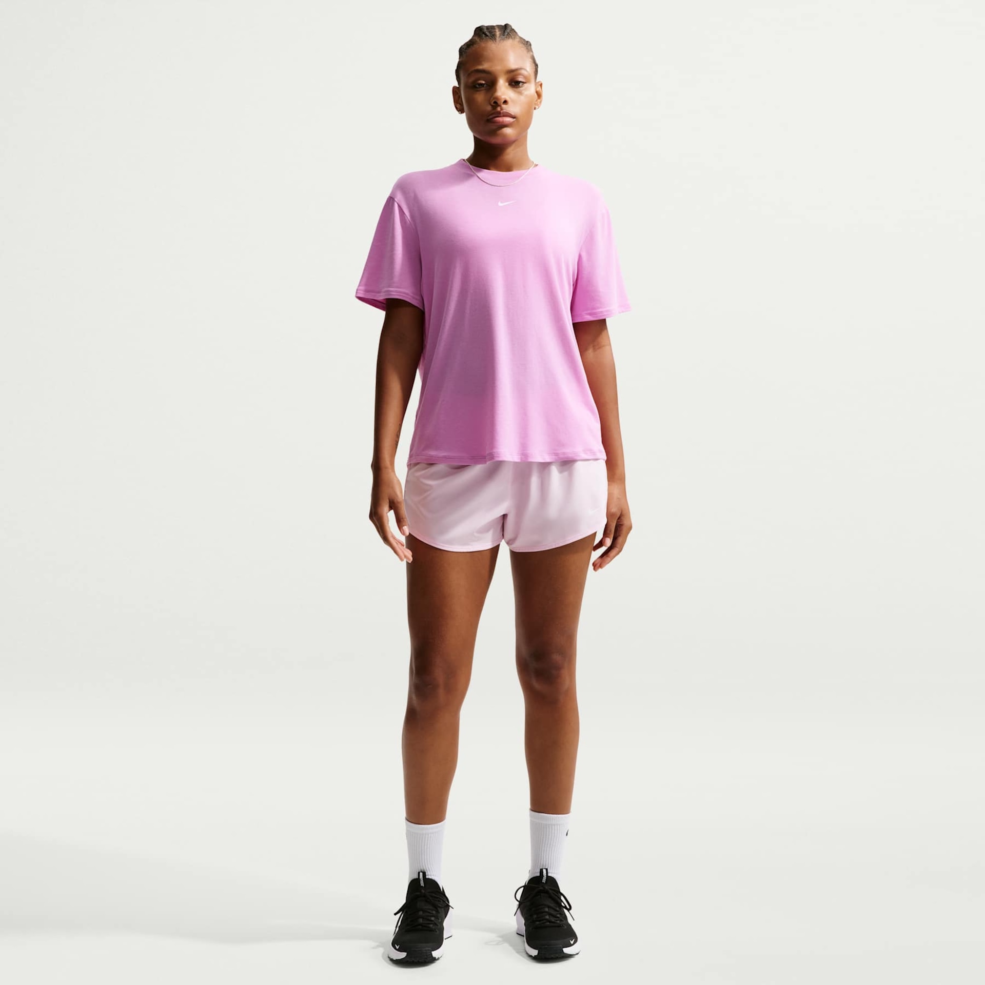 Camiseta Nike Dri-FIT One Feminina - Foto 4