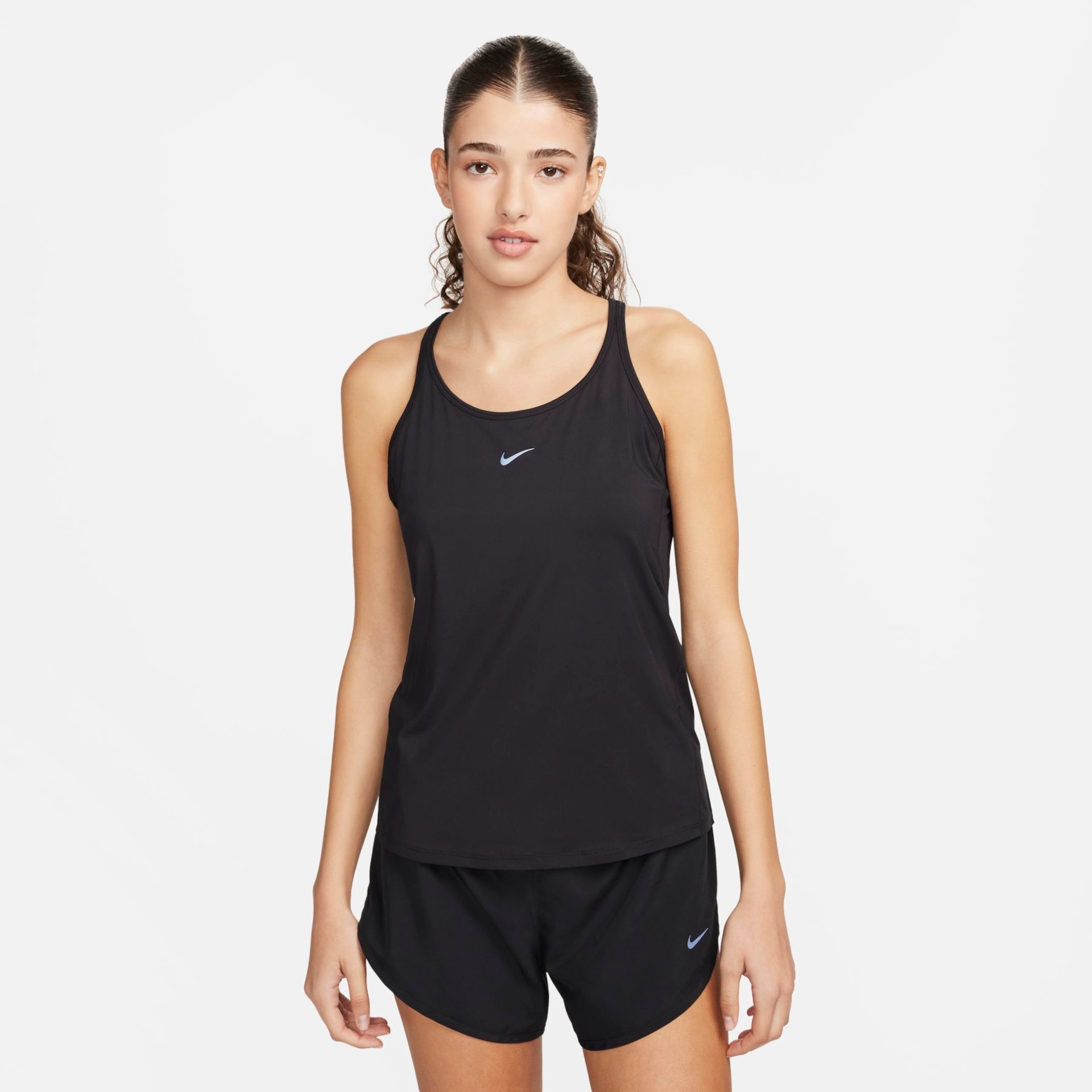 Regata Nike Dri-FIT One Feminina - Foto 1