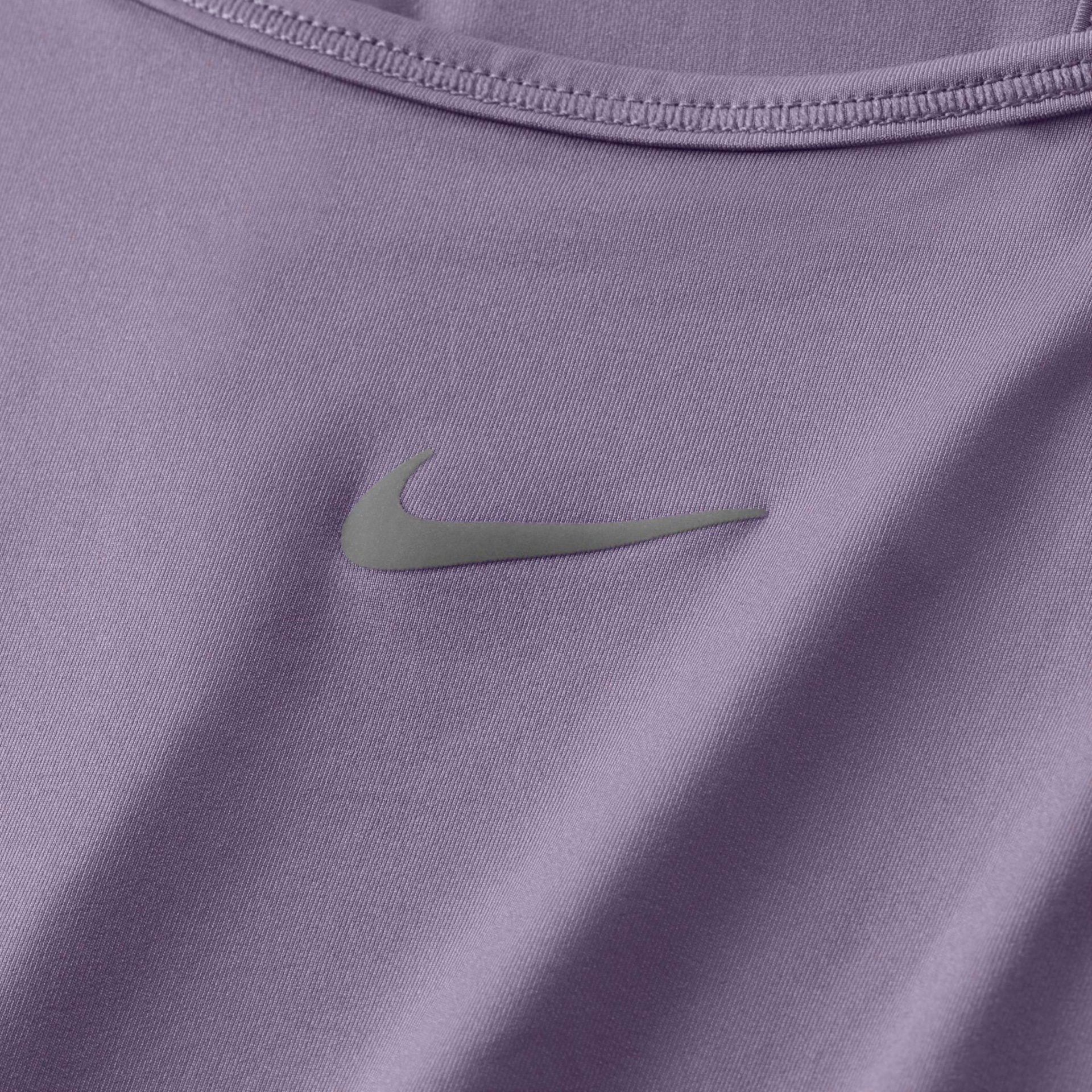 Regata Nike Dri-FIT One Feminina - Foto 7