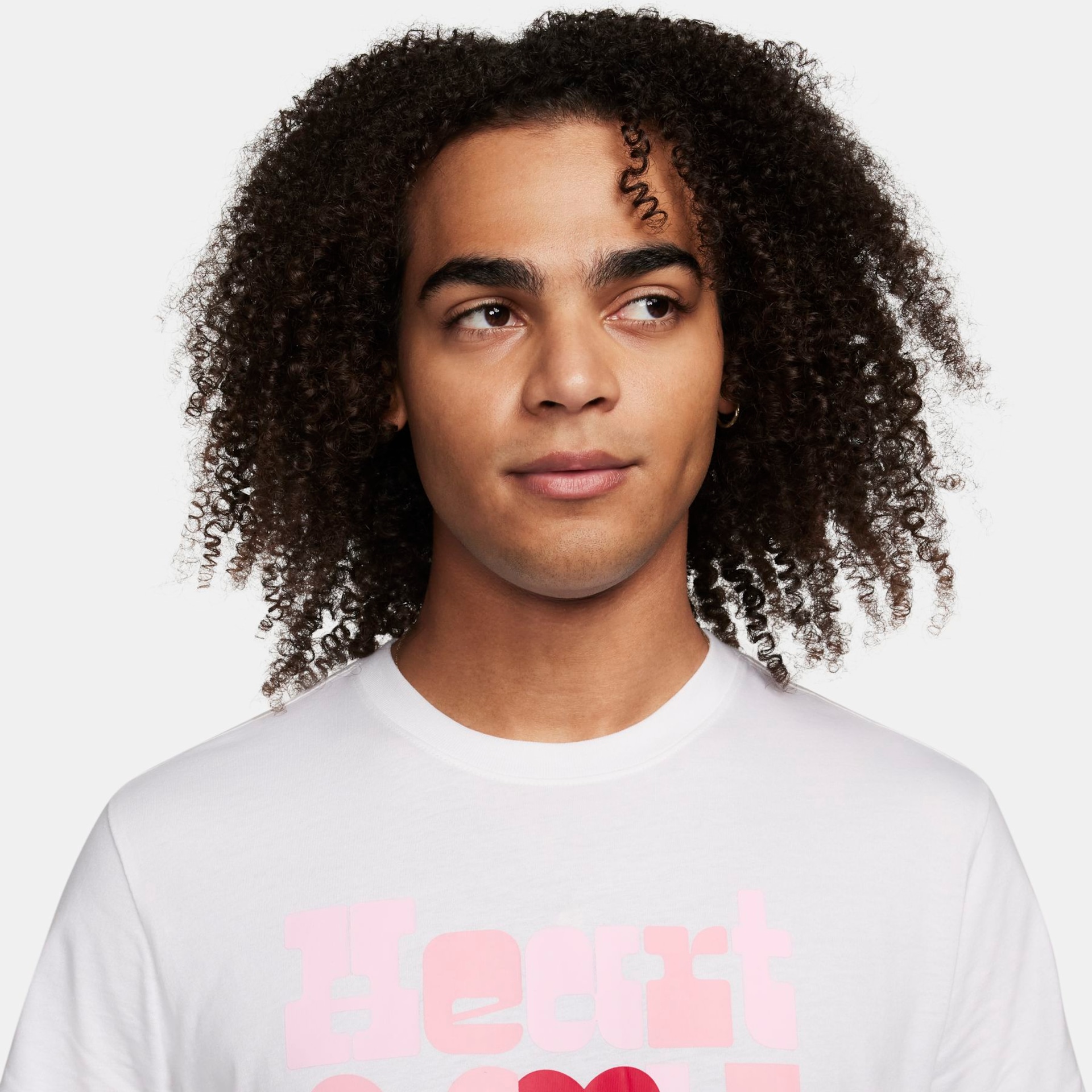 Camiseta Nike Sportswear Masculina - Foto 3