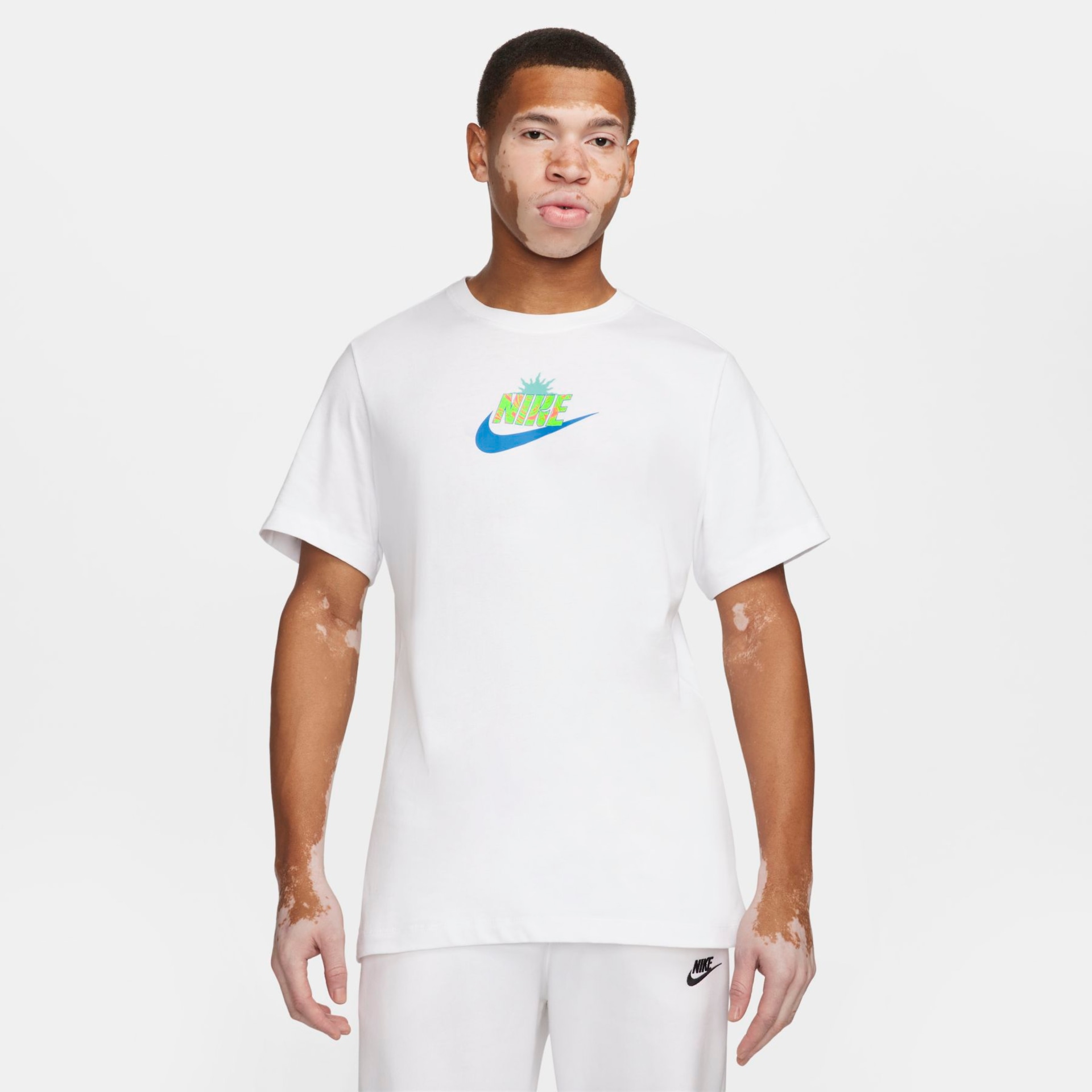 Imagem principal de Camiseta Nike Sportswear Masculina