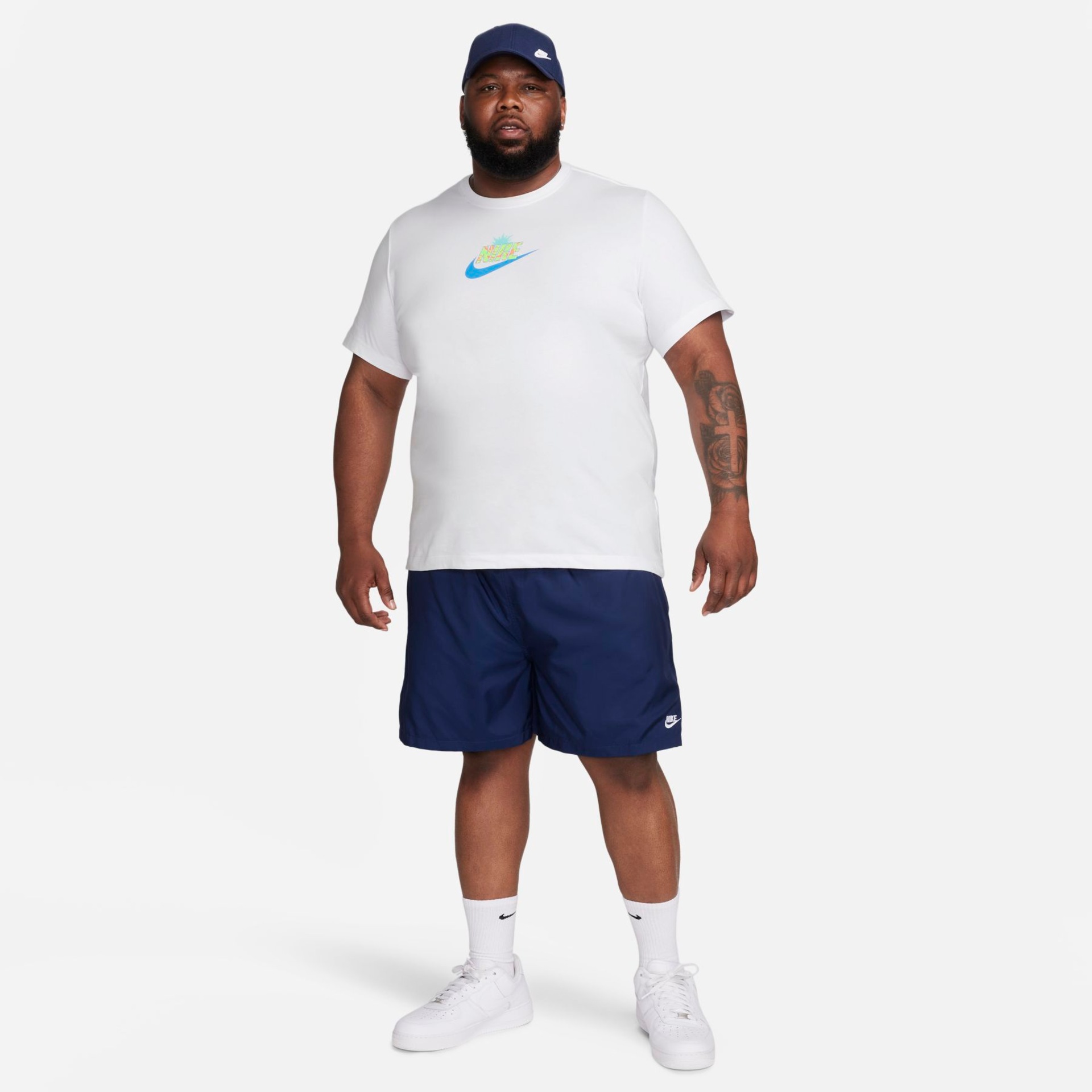 Camiseta Nike Sportswear Masculina - Foto 10