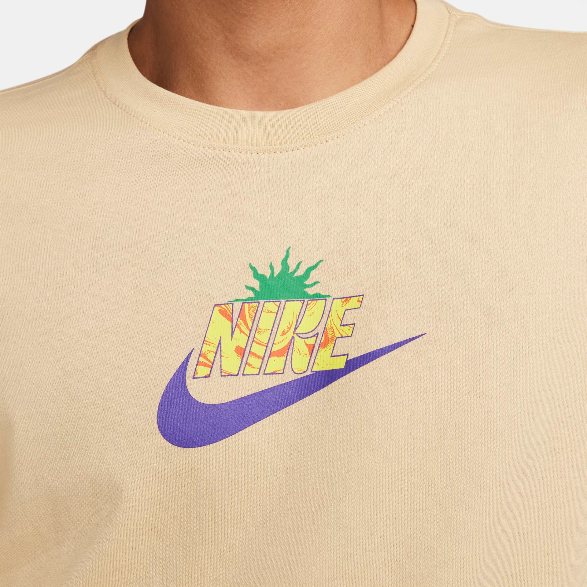 Camiseta Nike Sportswear Masculina - Foto 4