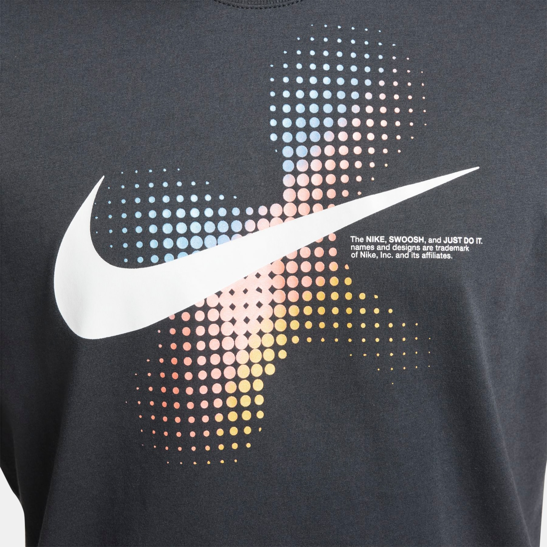 Camiseta Nike Sportswear 6MO Swoosh Masculina - Foto 4