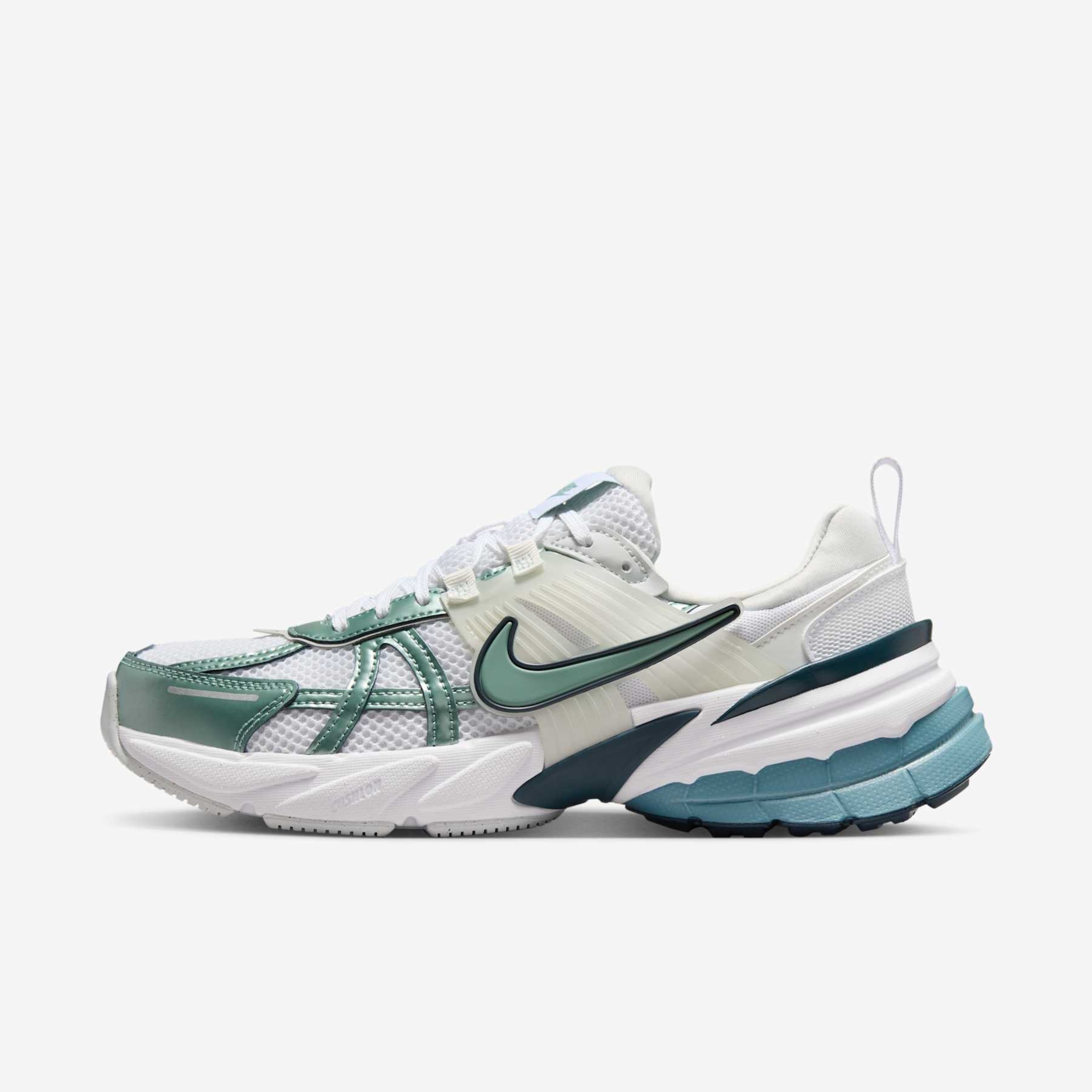 Tênis Nike V2K Run Feminino - Foto 1