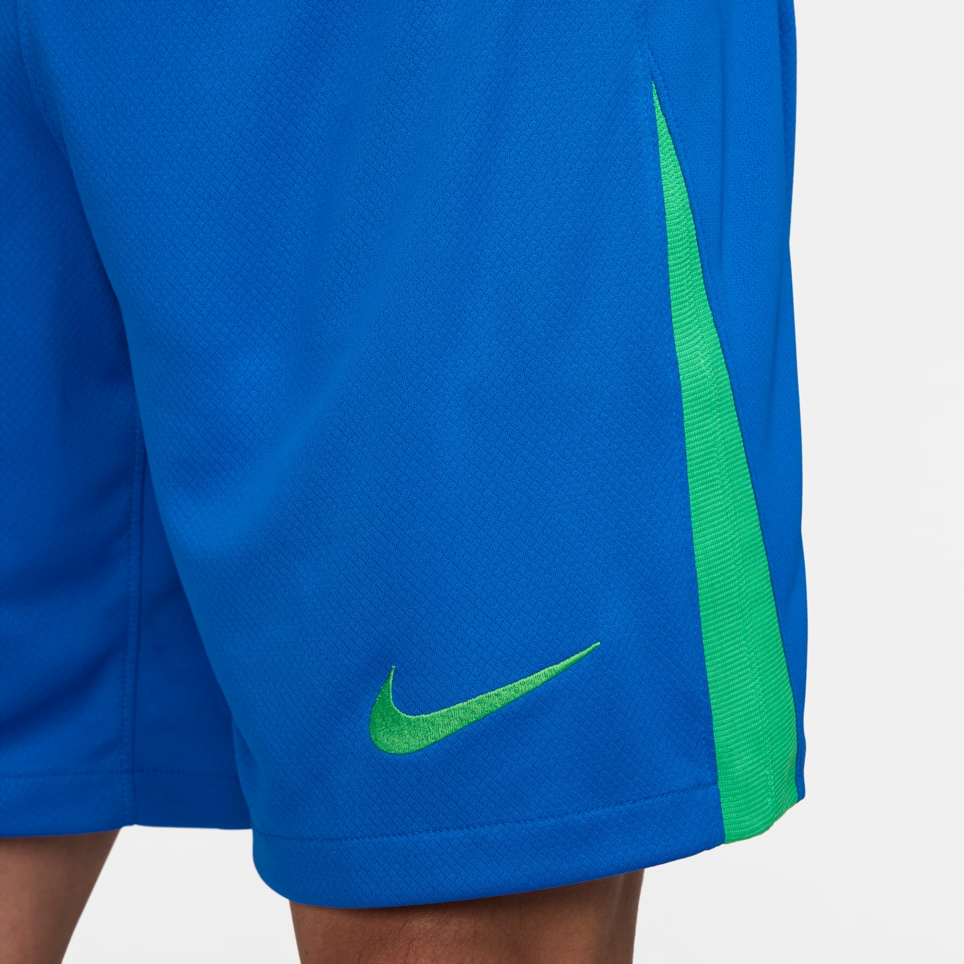 Shorts Nike Brasil I 2024/25 Torcedor Pro Masculino - Foto 4