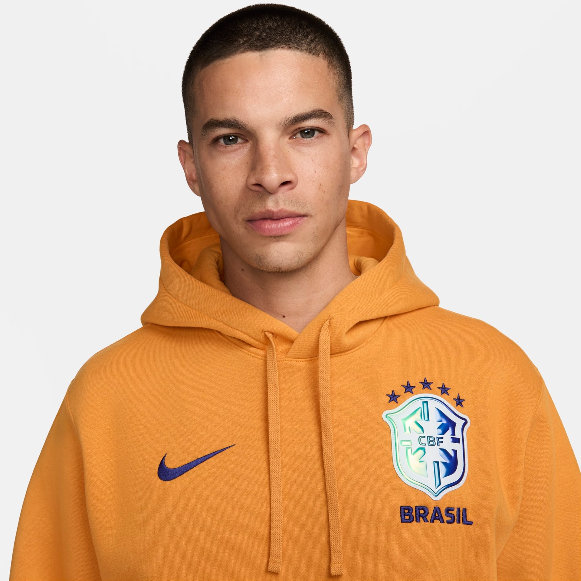 Blusão Nike Sportswear Brasil Club Masculino - Foto 3