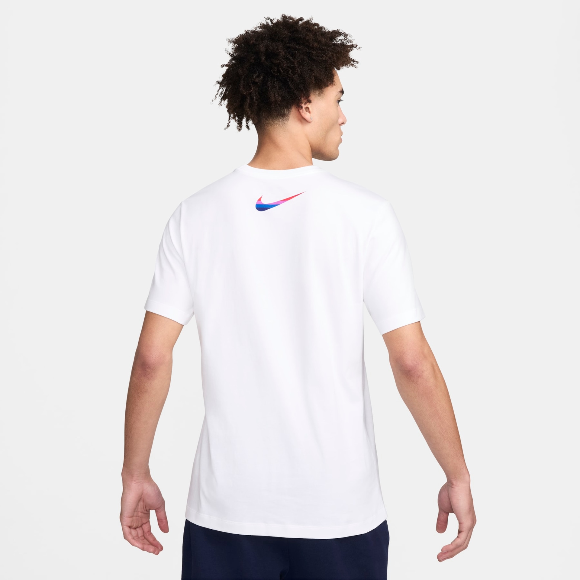 Camiseta Nike Inglaterra Crest Masculina - Foto 7