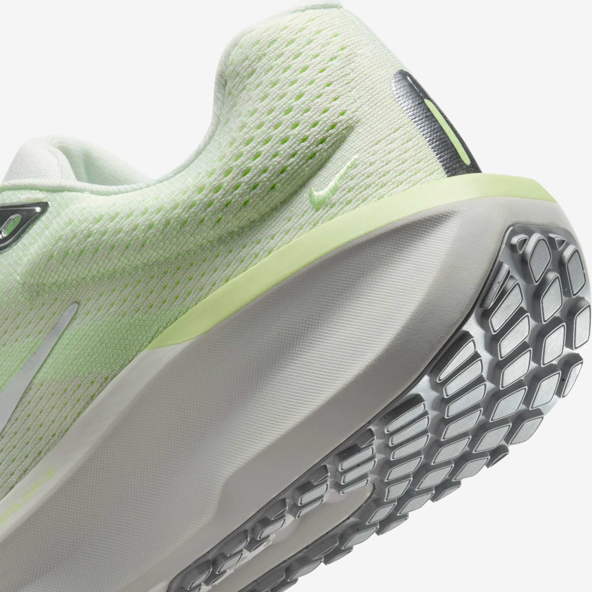 Tênis Nike Winflo 11 Feminino - Foto 8