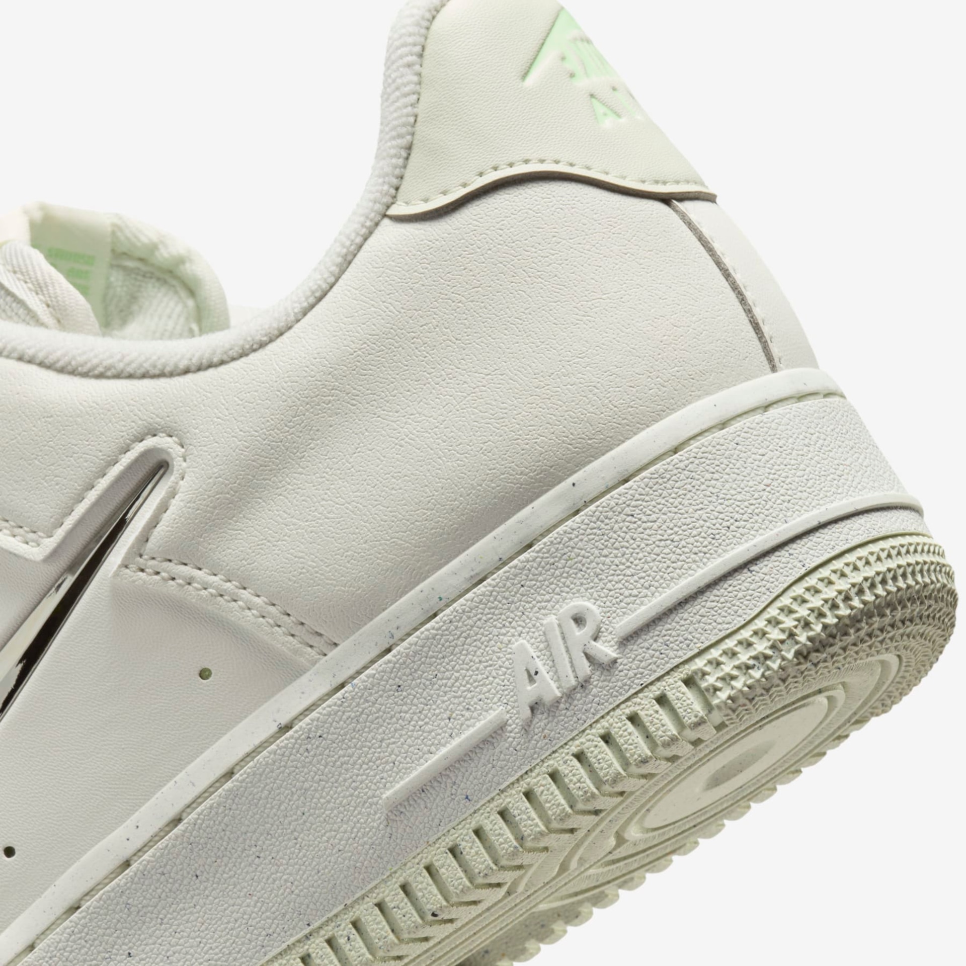 Tênis Nike Air Force 1 '07 SE Feminino - Foto 9