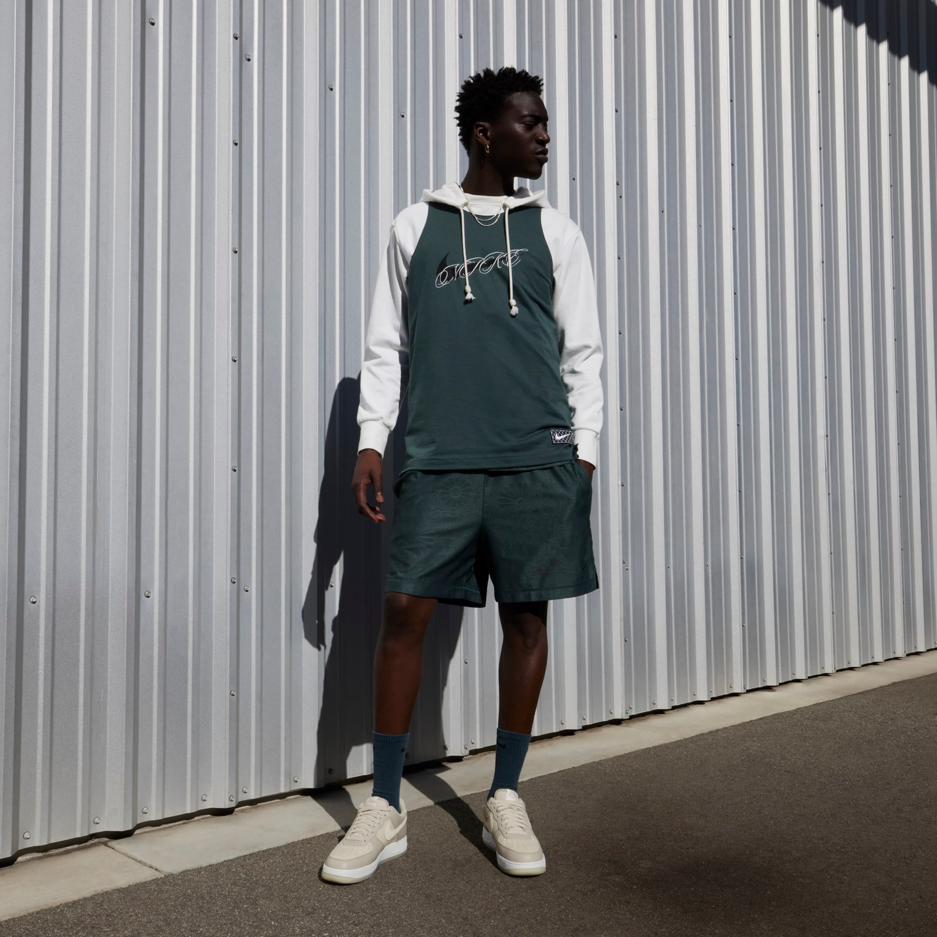 Tênis Nike Air Force 1 '07 LV8 Masculino - Foto 17