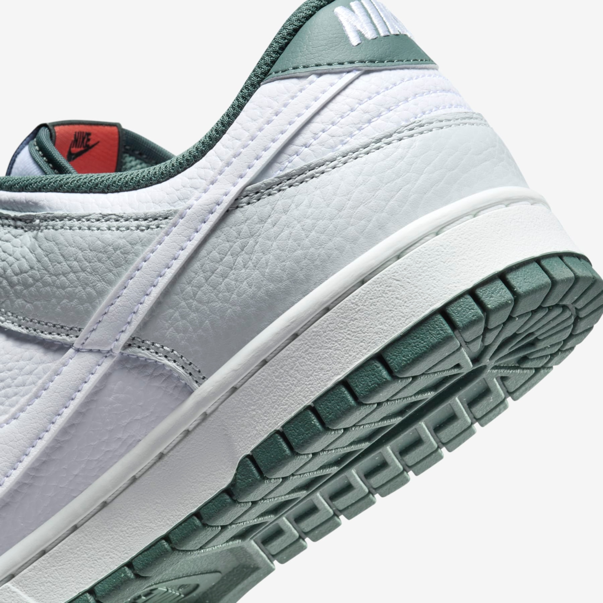 Tênis Nike Dunk Retrô SE Masculino - Foto 8