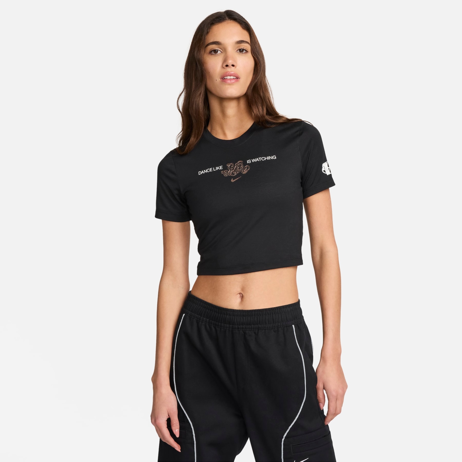 Camiseta Nike Sportswear Feminina - Foto 1