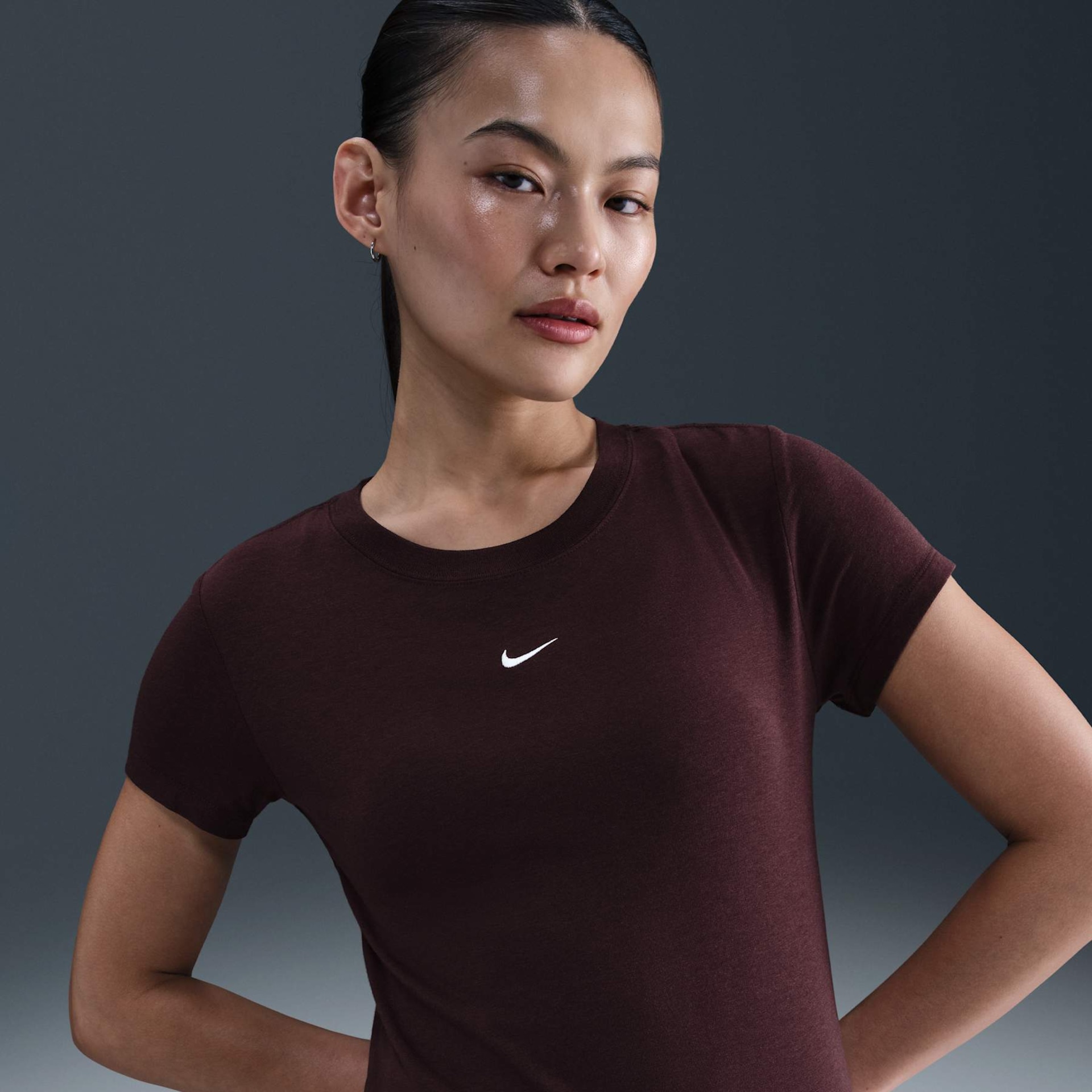 Imagem principal de Camiseta Nike Sportswear Chill Knit Feminina
