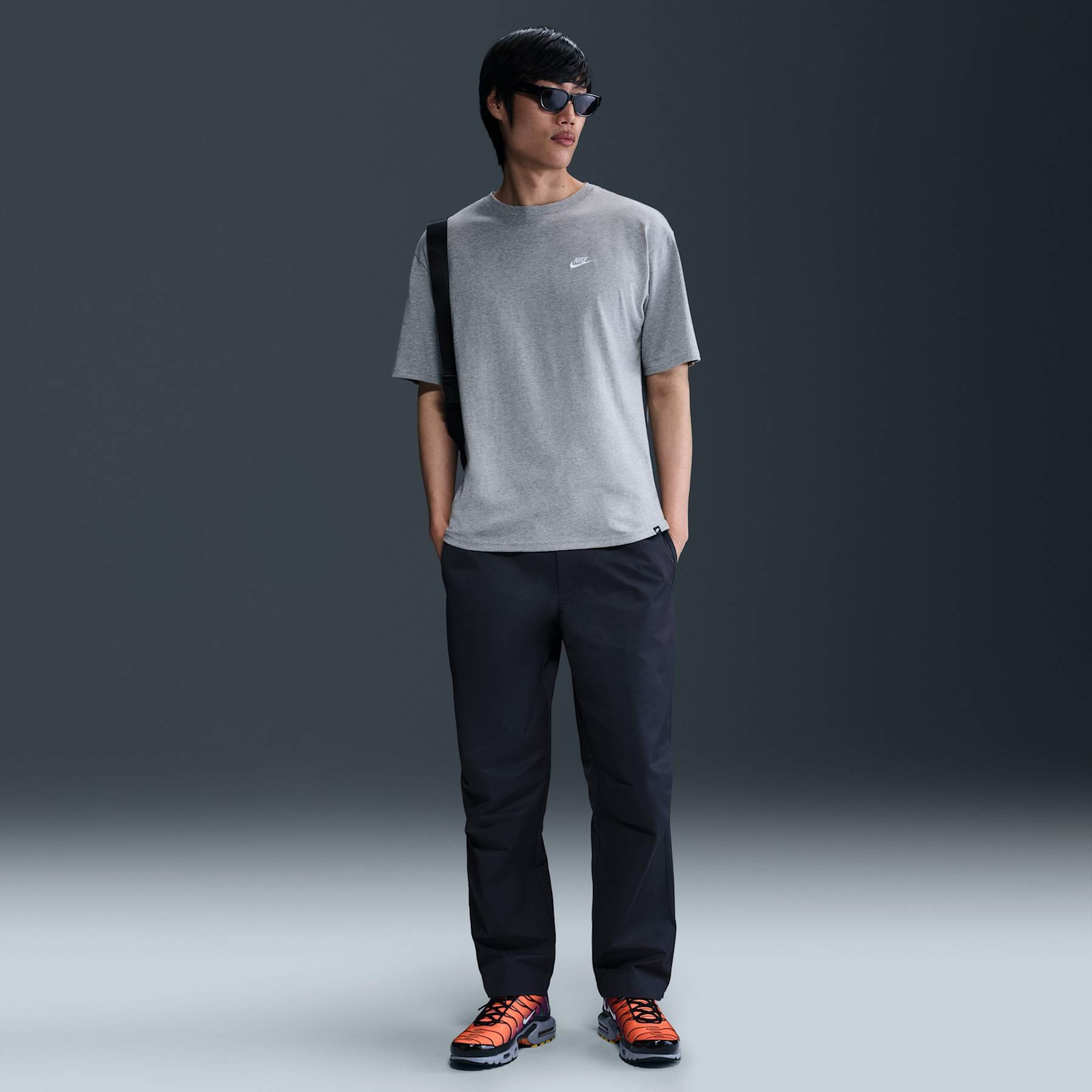 Camiseta Nike Sportswear Masculina - Foto 4