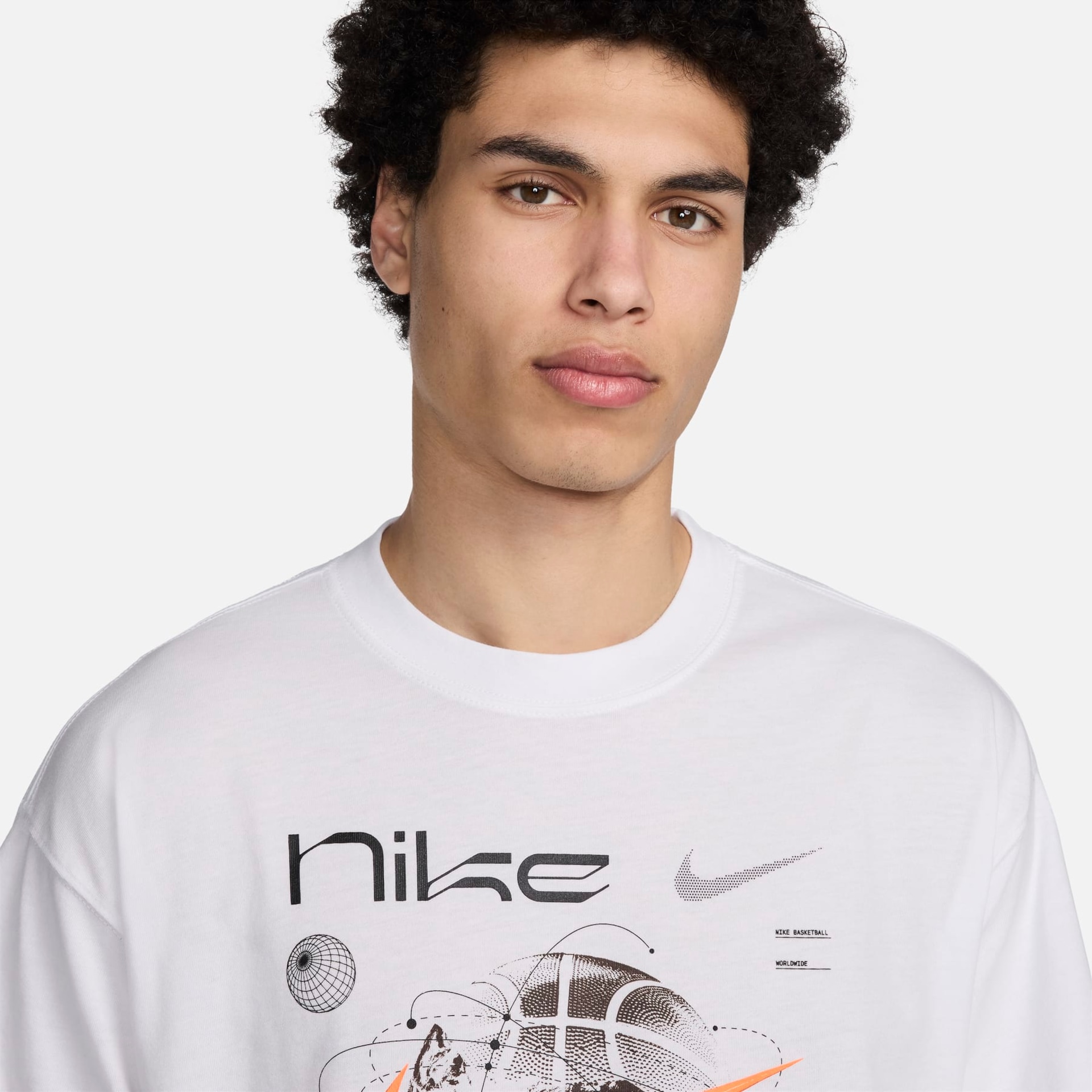 Camiseta Nike Max90 Masculina - Foto 2