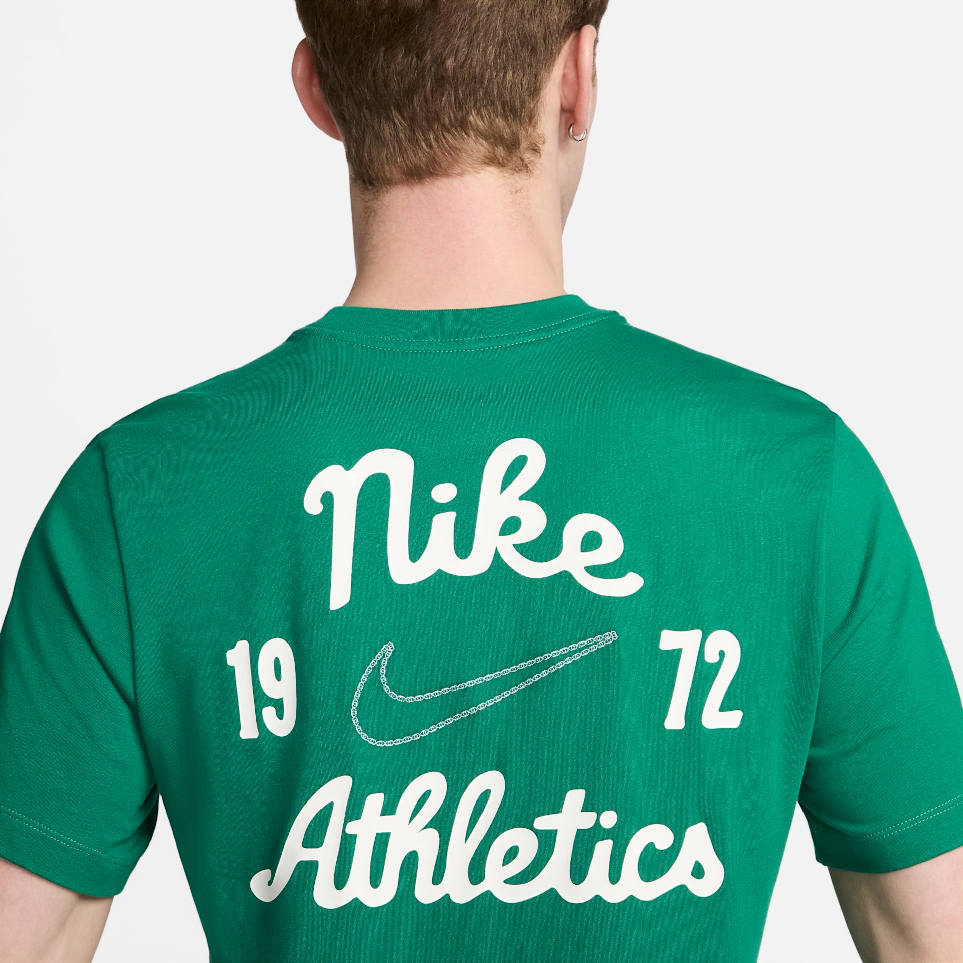 Camiseta Nike Sportswear Masculina - Foto 5