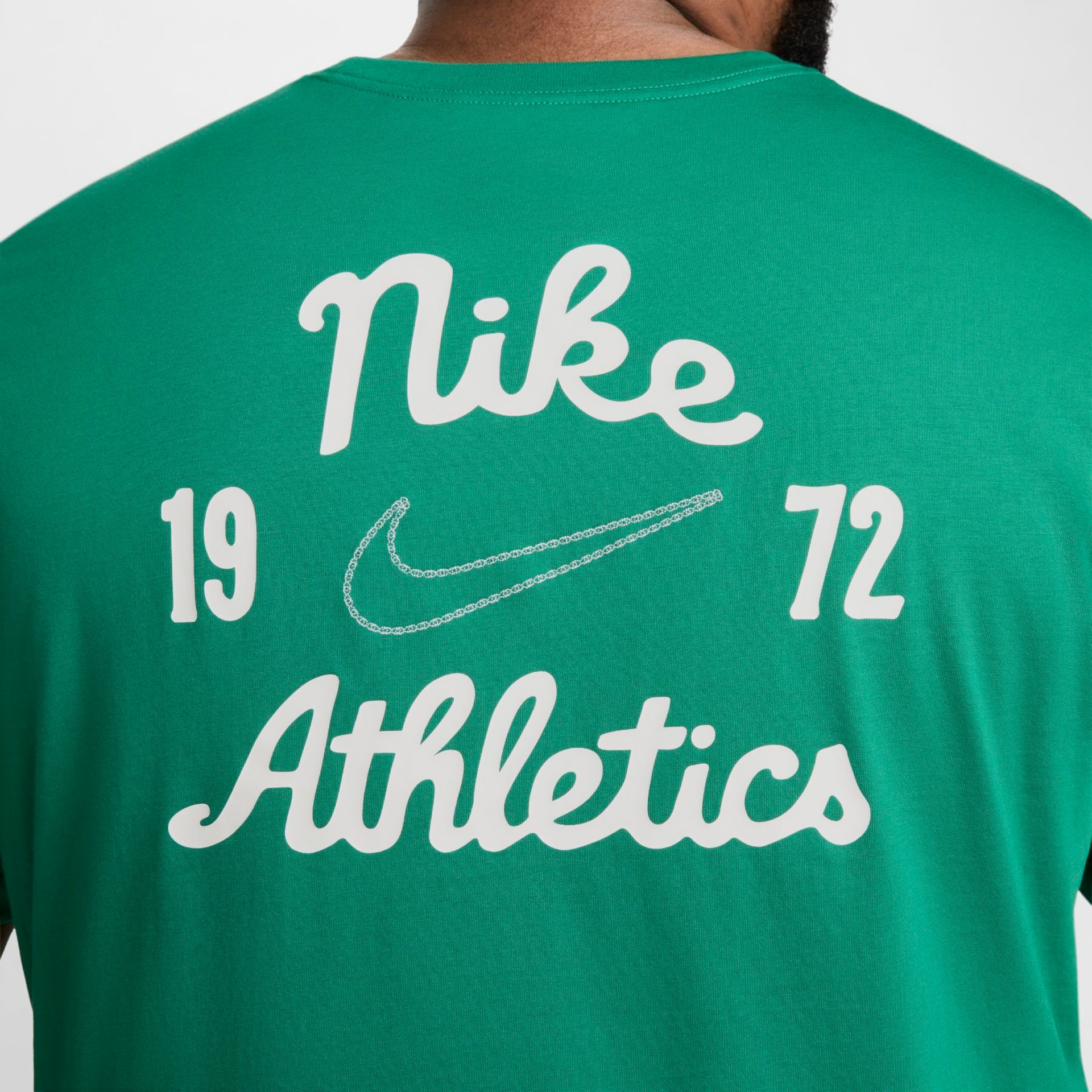 Camiseta Nike Sportswear Masculina - Foto 10