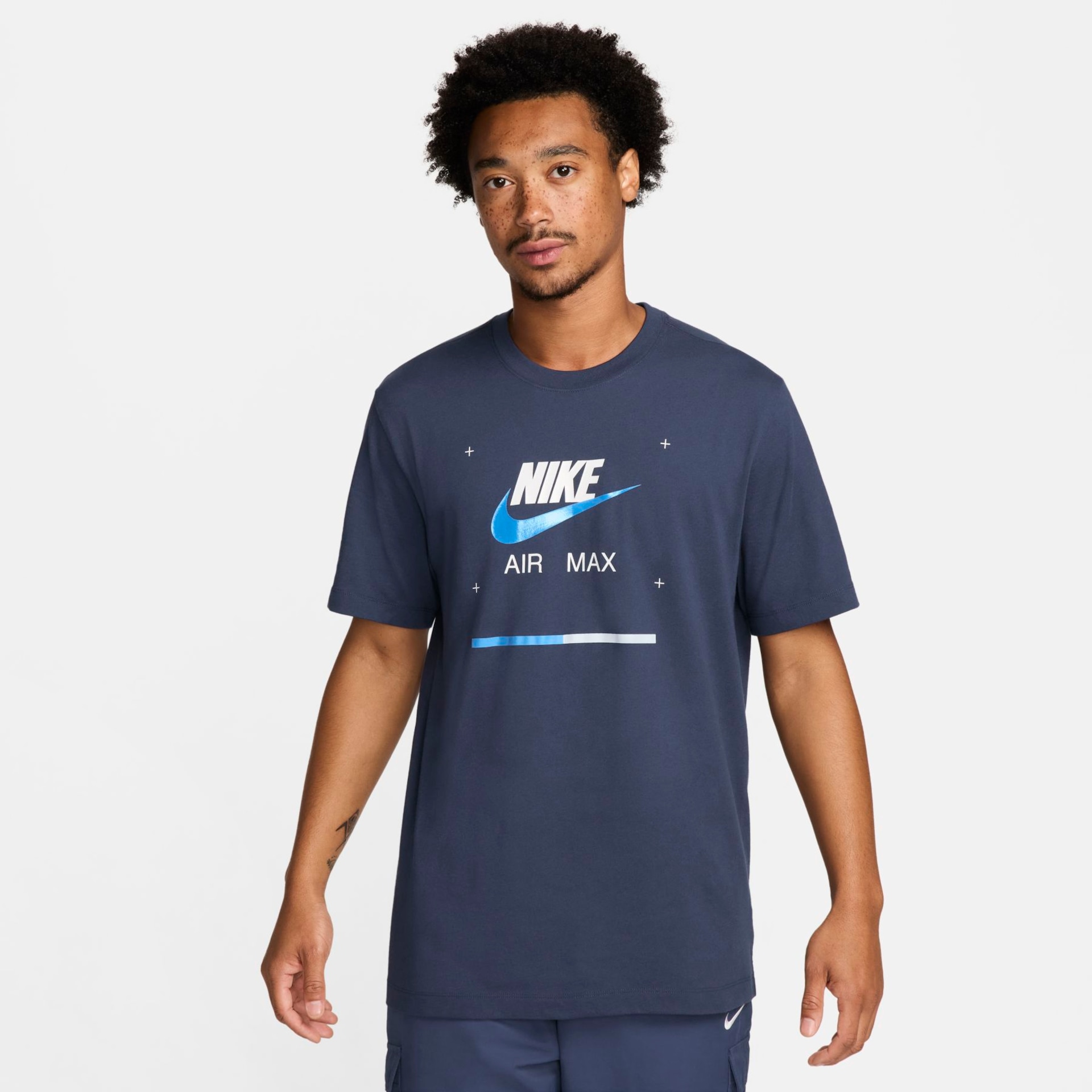 Camiseta Nike Sportswear Masculina - Foto 1