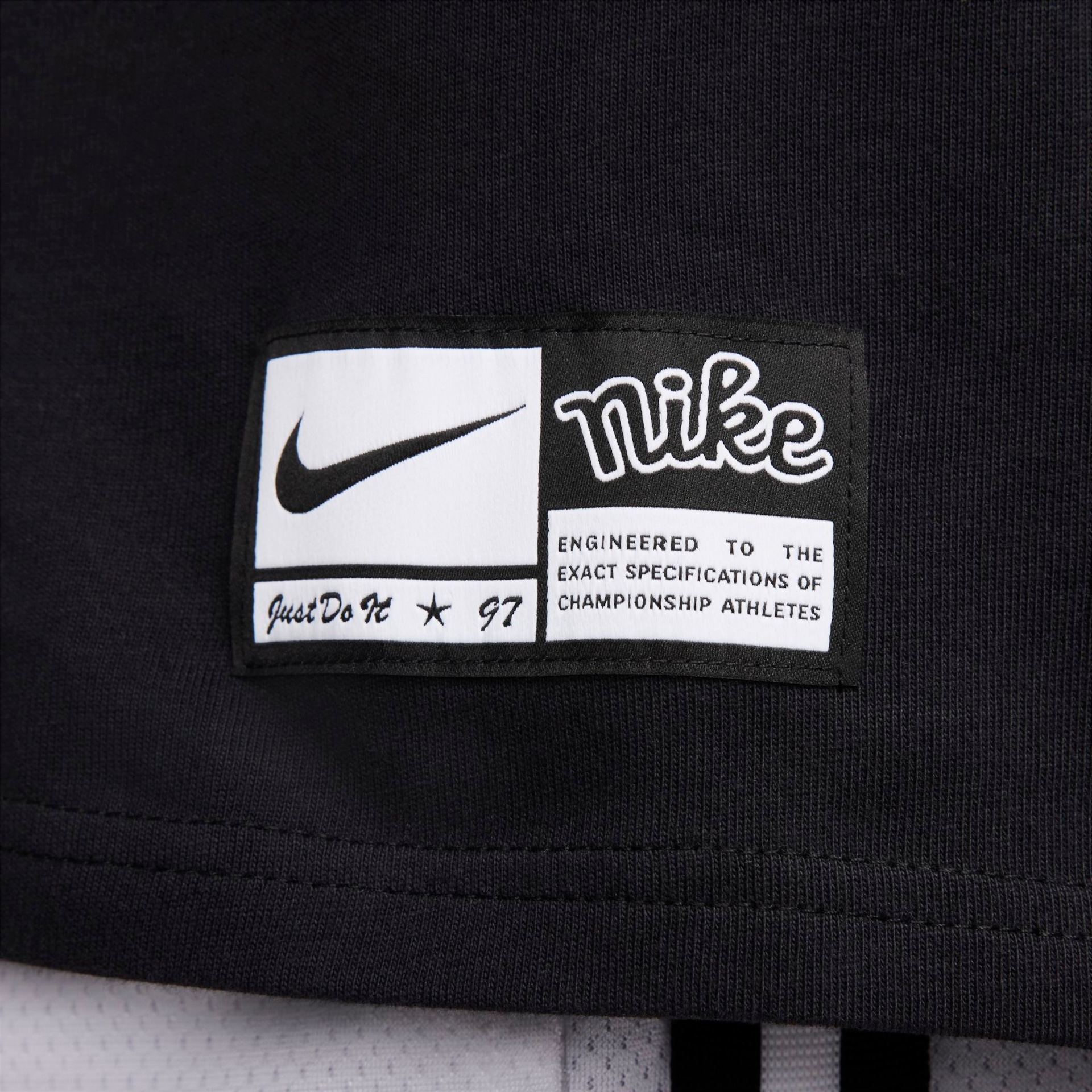 Camiseta Nike Max90 Masculina - Foto 9