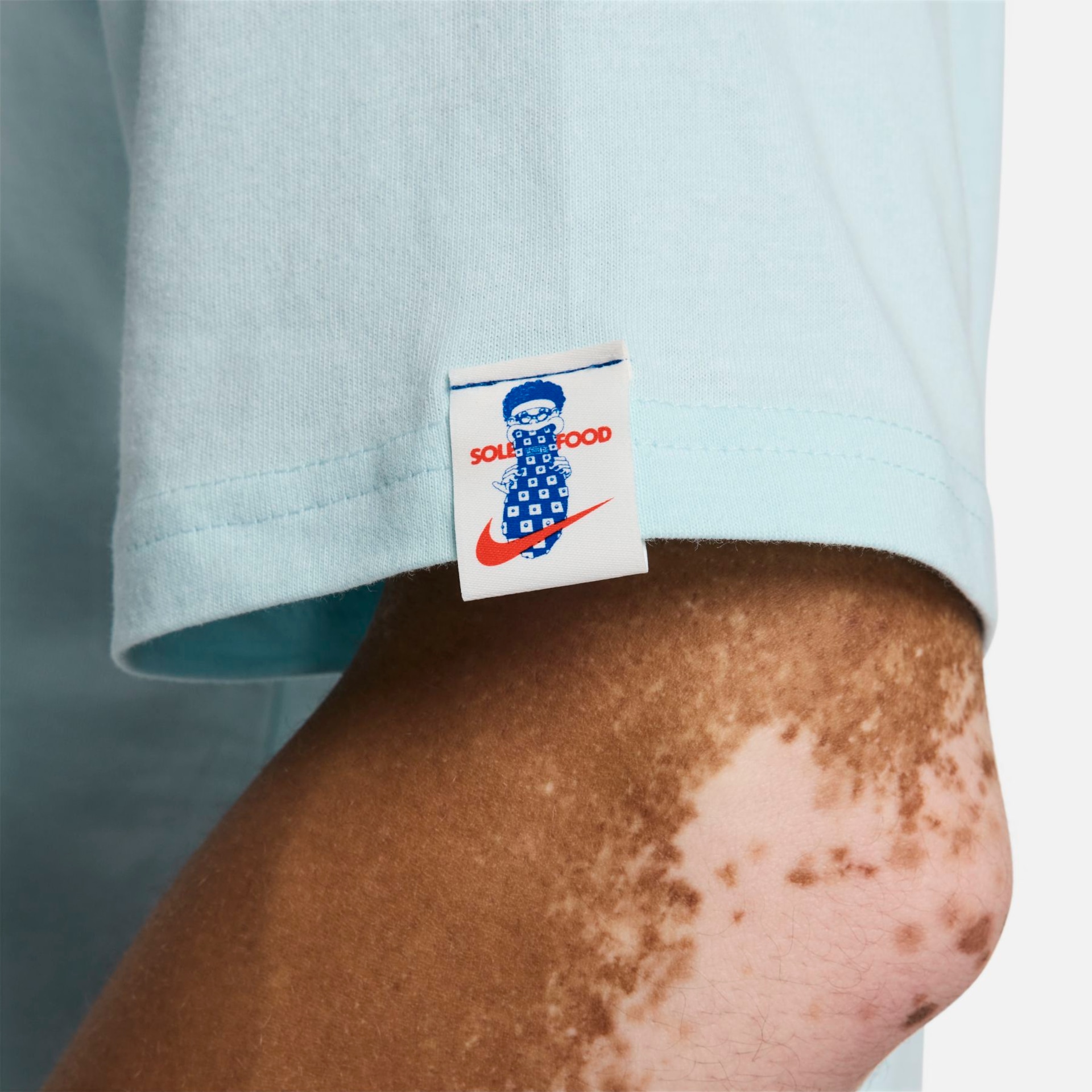 Camiseta Nike Sportswear Max90 Masculina - Foto 4